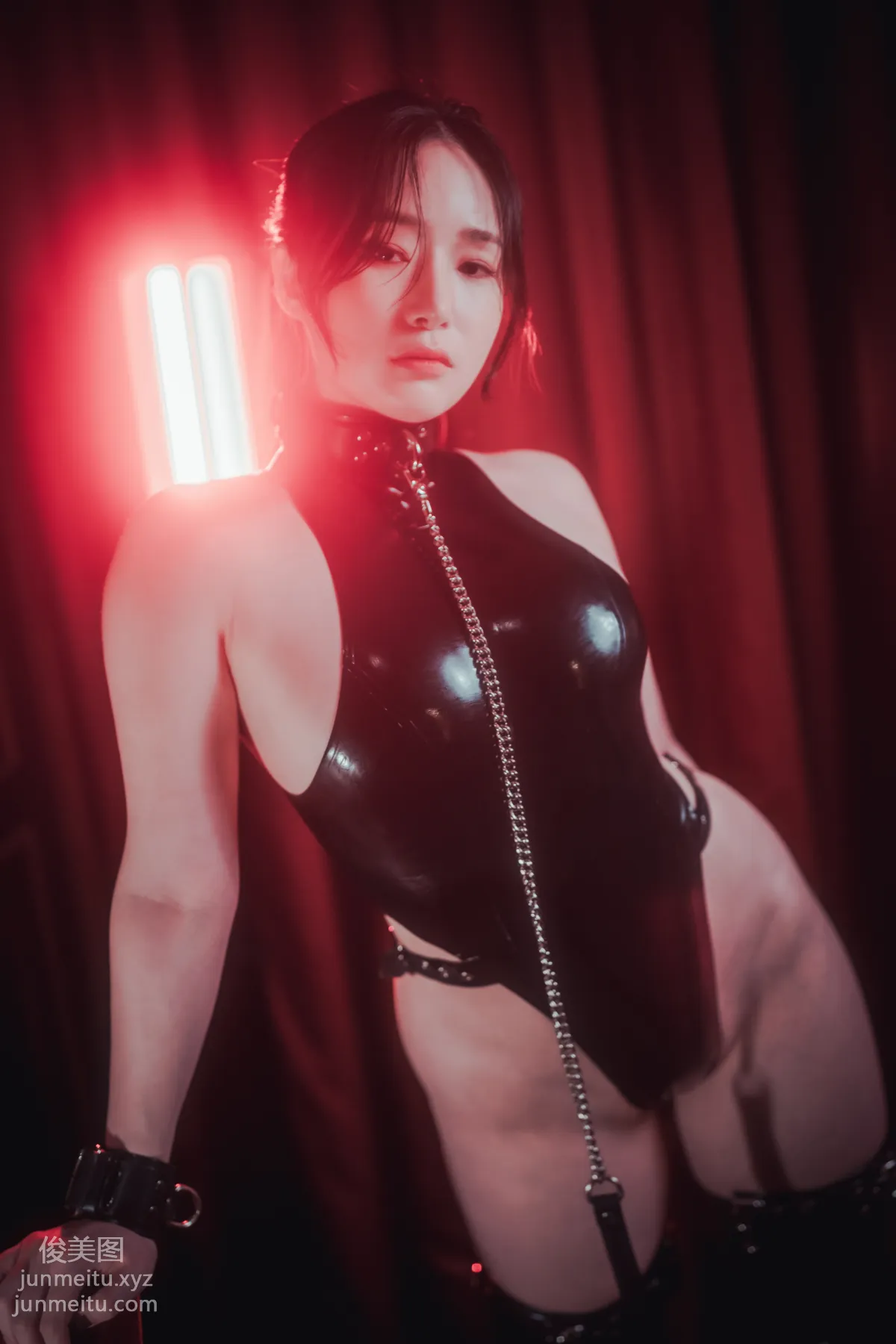 319.DJAWA Photo – PIA (피아) Cling to Latex [143P] 11