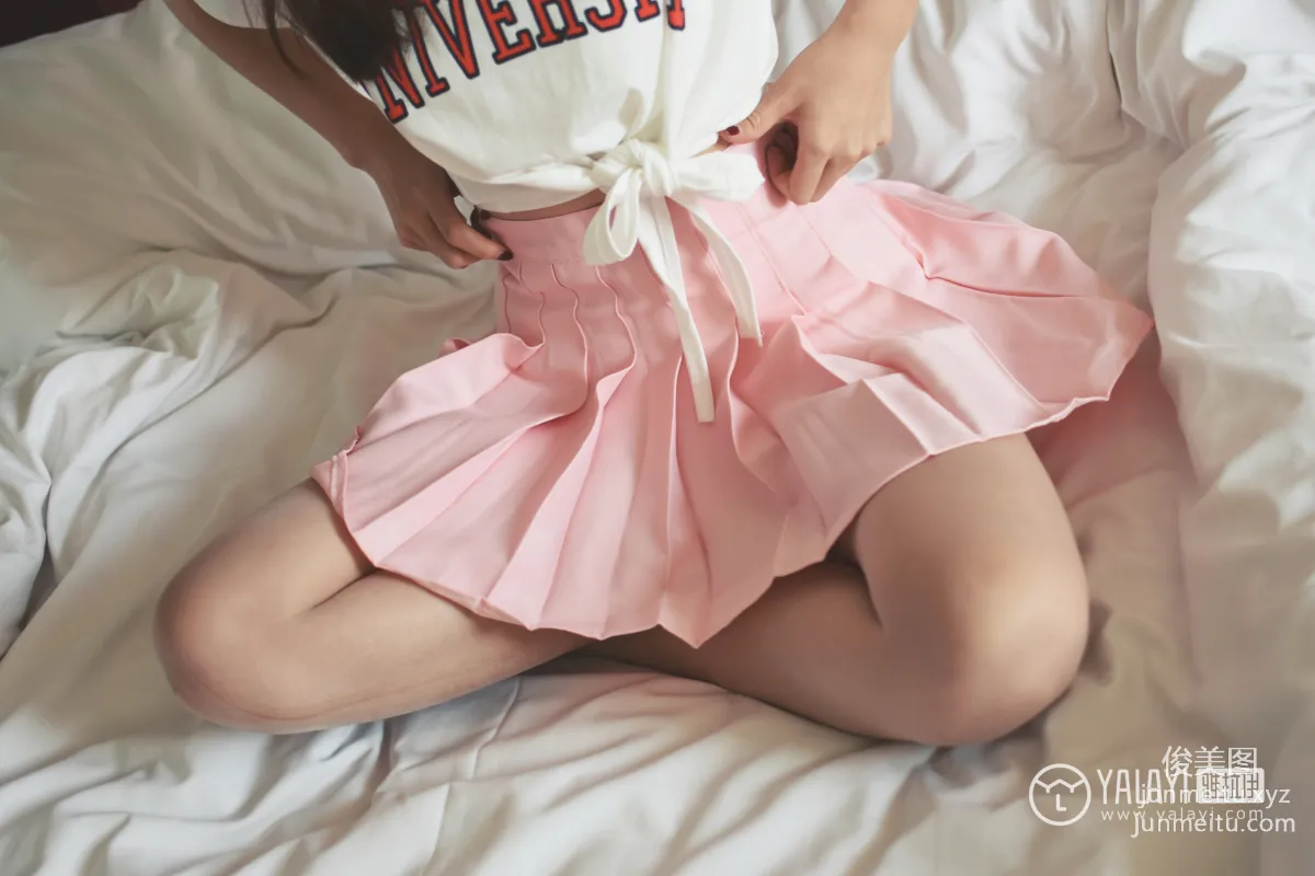 [YALAYI] No.010 Cute Cheerleader Uniform Mu Xiaoyu [67P] photo 13