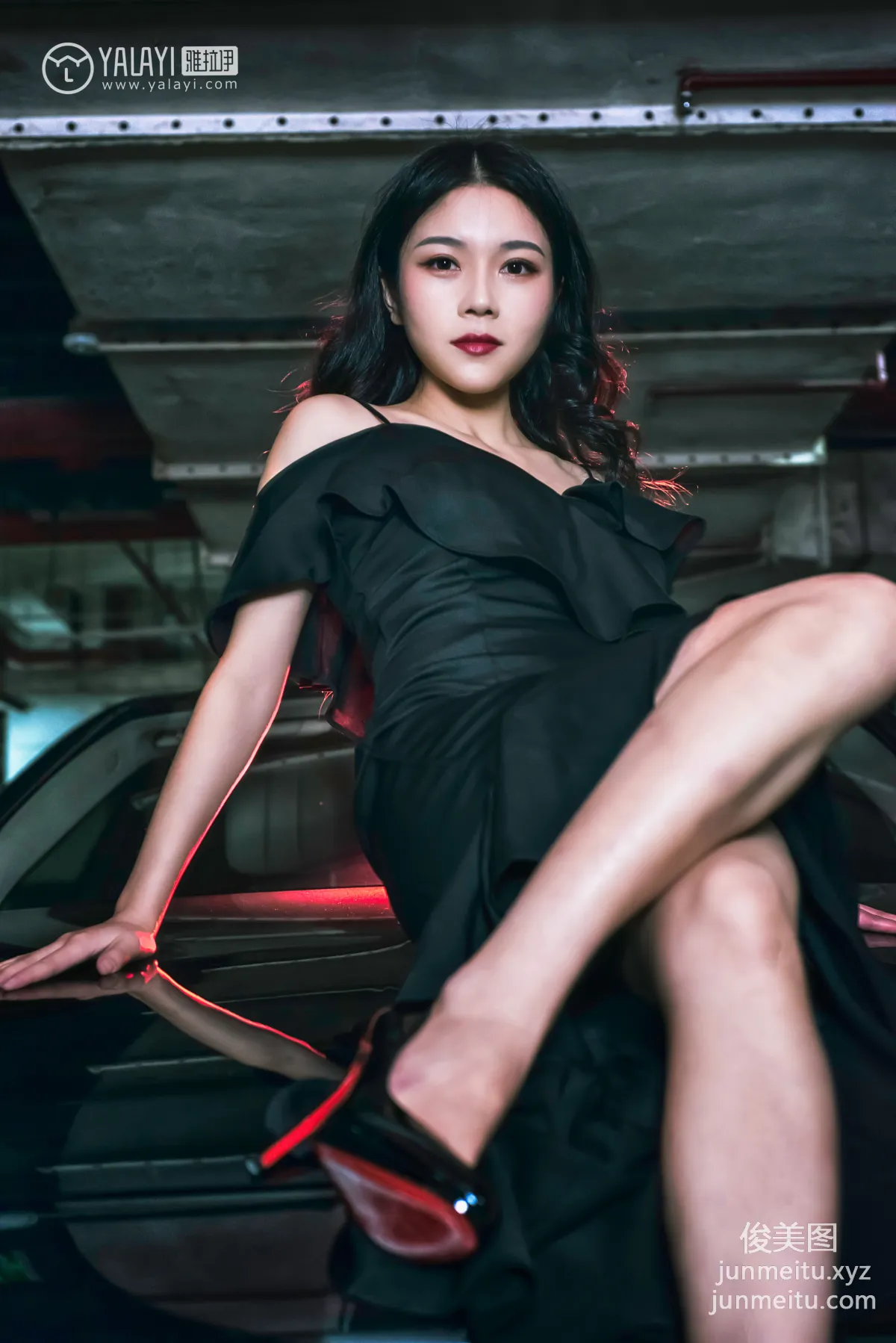 Li Li: YALAYI No. 050 photo 12