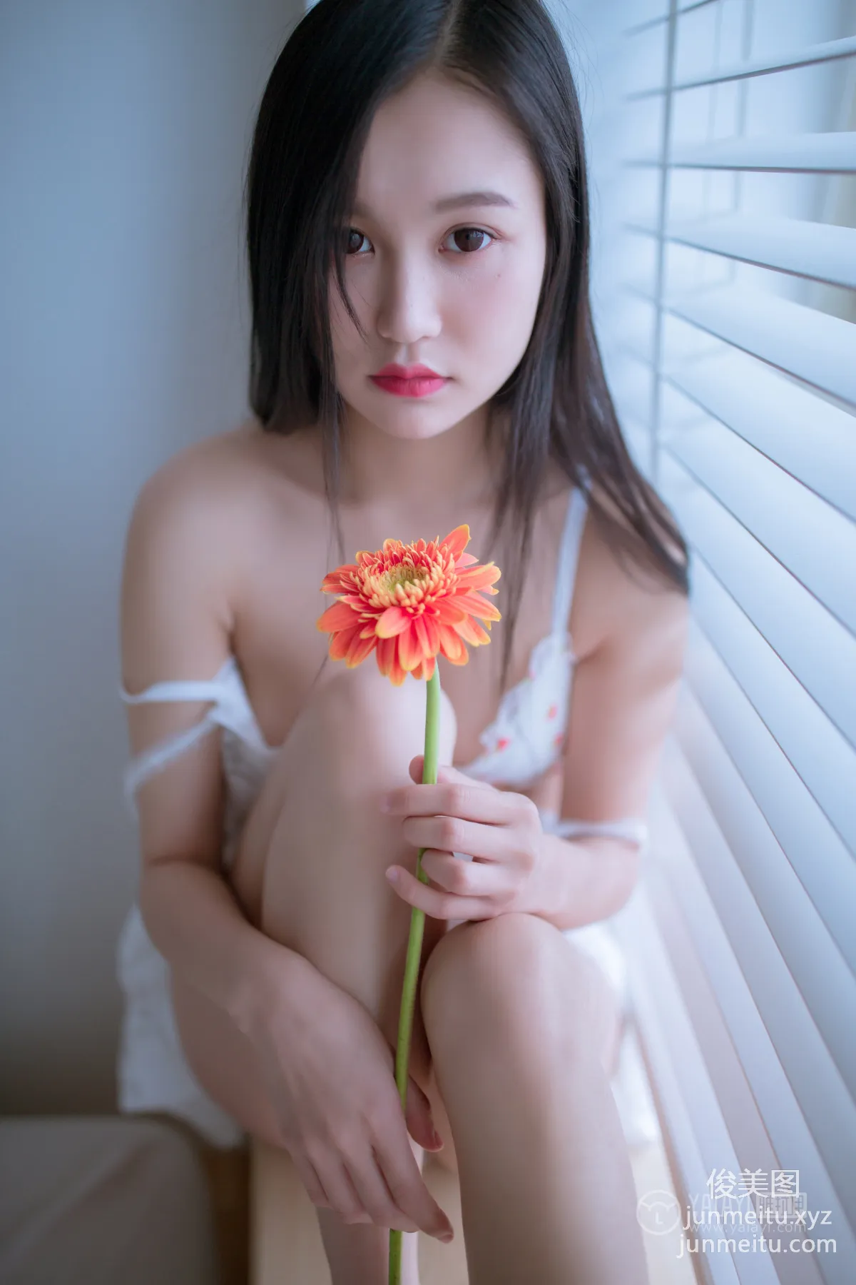 [YALAYI雅拉伊] No.185 你是我手裡那束花 仙女不會灰 [50P] 13