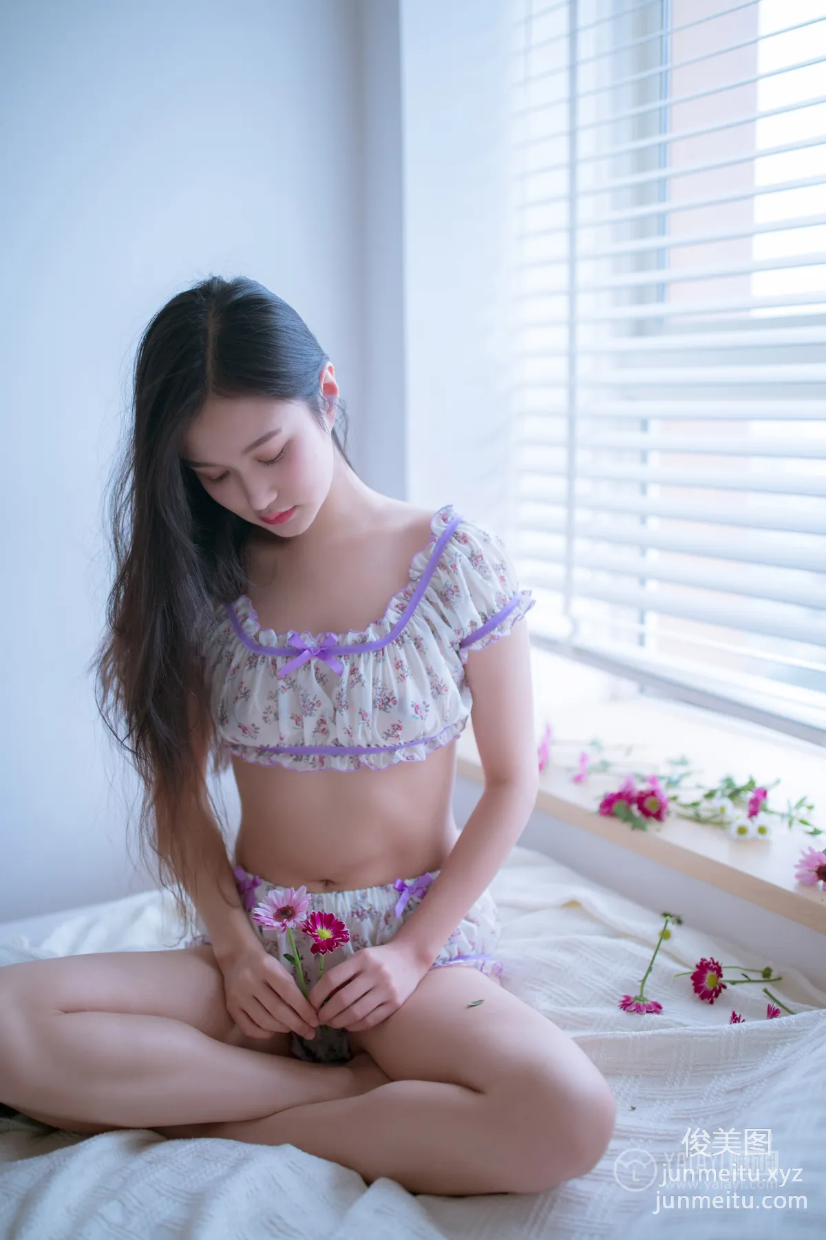 [YALAYI雅拉伊] No.185 你是我手裡那束花 仙女不會灰 [50P] 33
