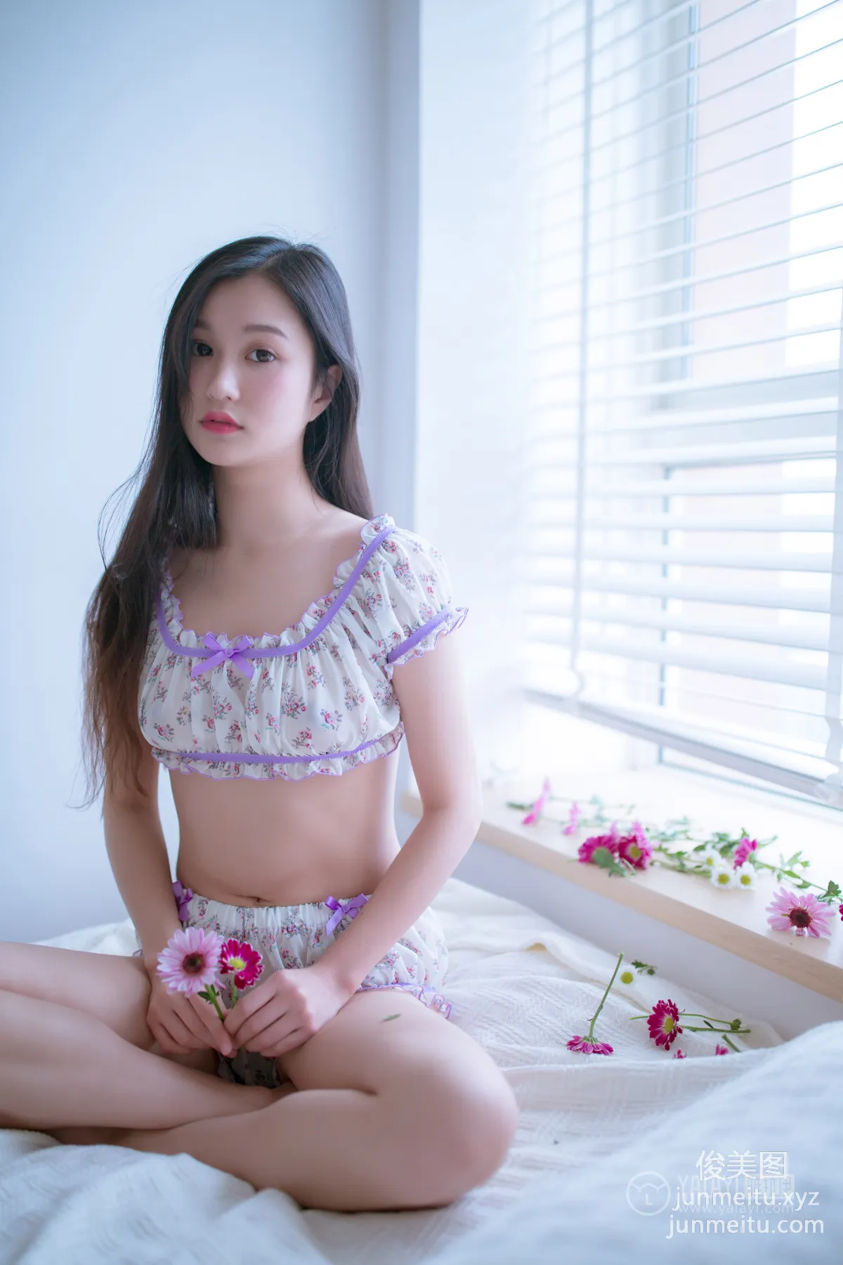 [YALAYI雅拉伊] No.185 你是我手裡那束花 仙女不會灰 [50P] 34