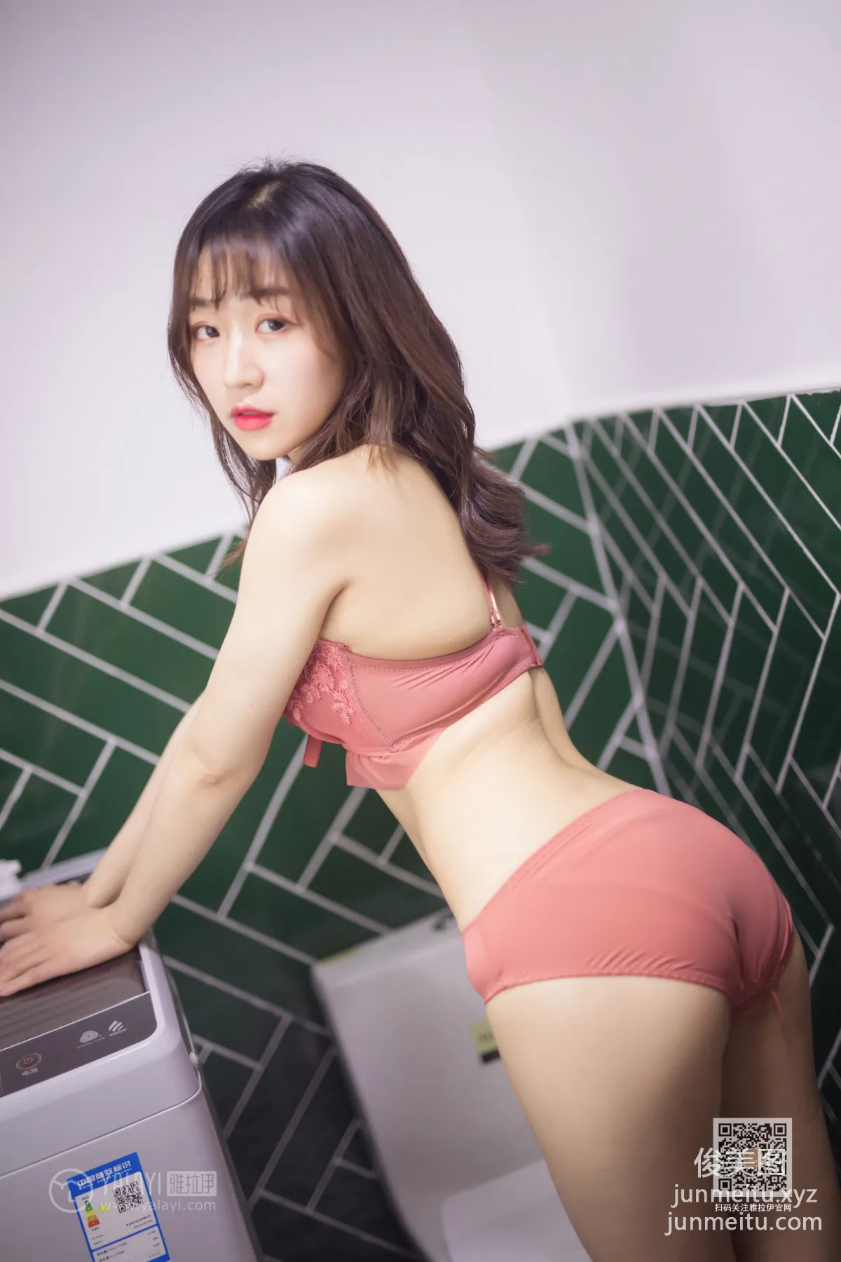 [YALAYI雅拉伊] 2020.02.21 Vol.551 六十六樓往下看 小穎 24