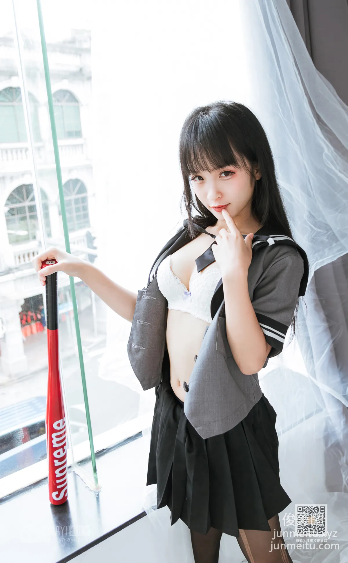 Ai Li: YALAYI photo 23