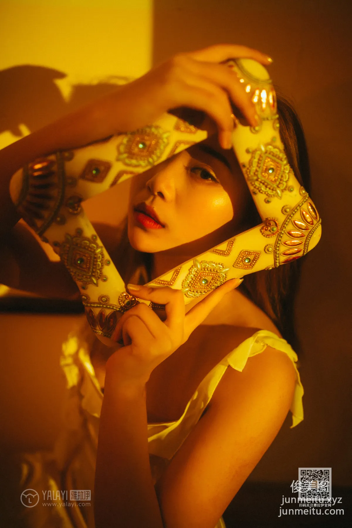 Yue Lulu: YALAYI photo 14