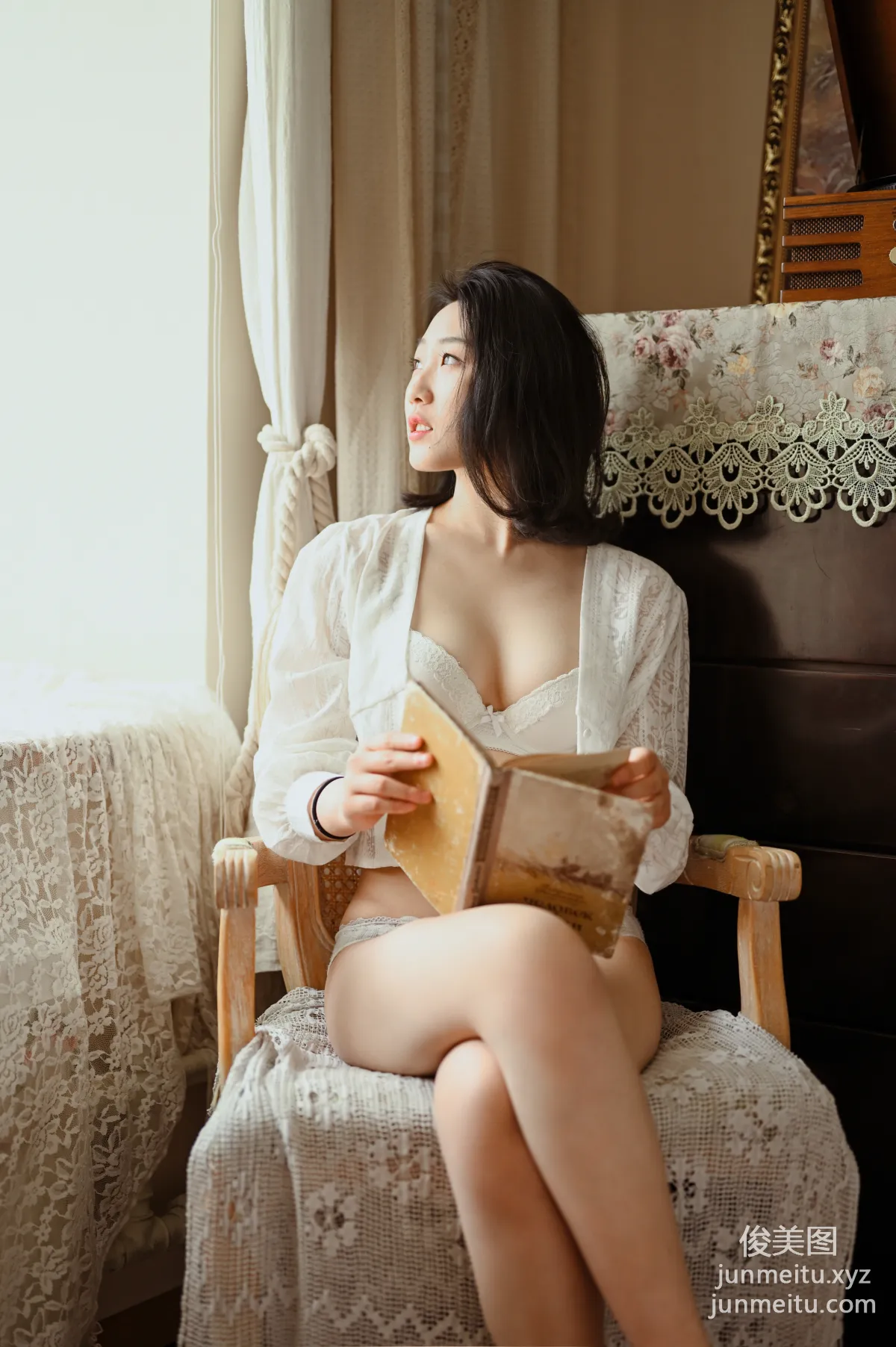 Shen Yi: YALAYI photo 6