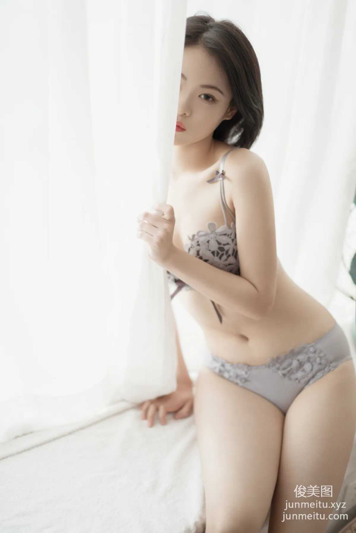 Han Yan: YALAYI photo 45