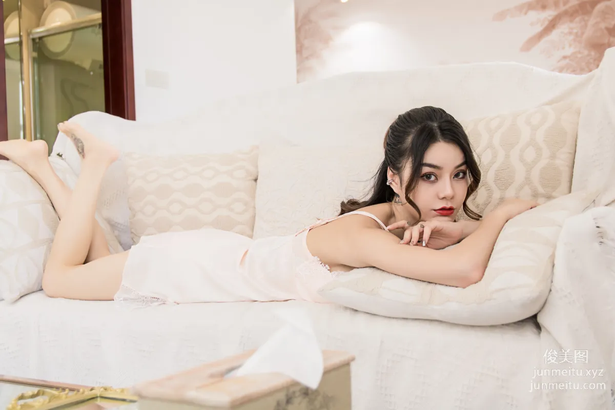Tina: YALAYI photo 19