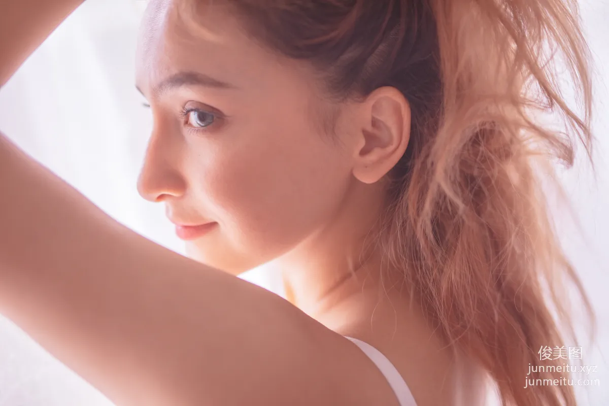 Ming Yue: YALAYI photo 26