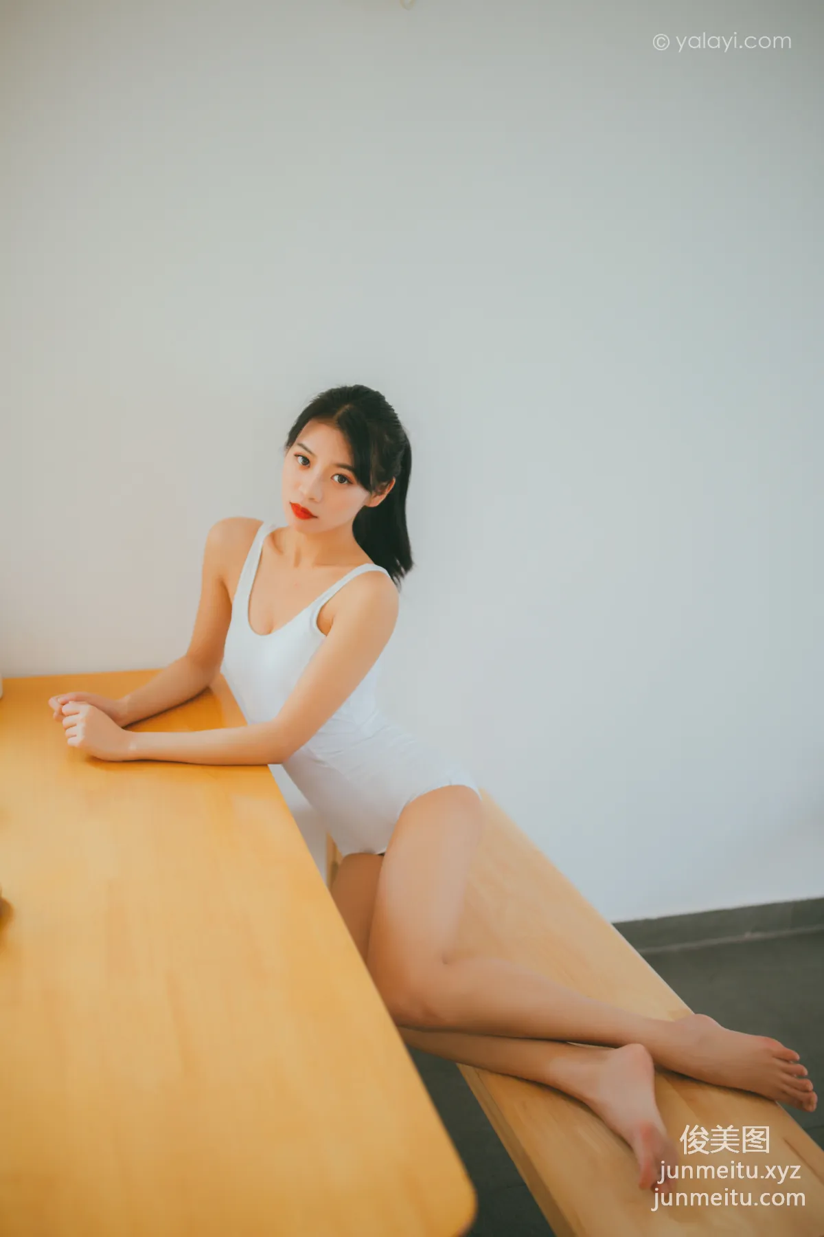 Li Ya: YALAYI photo 11