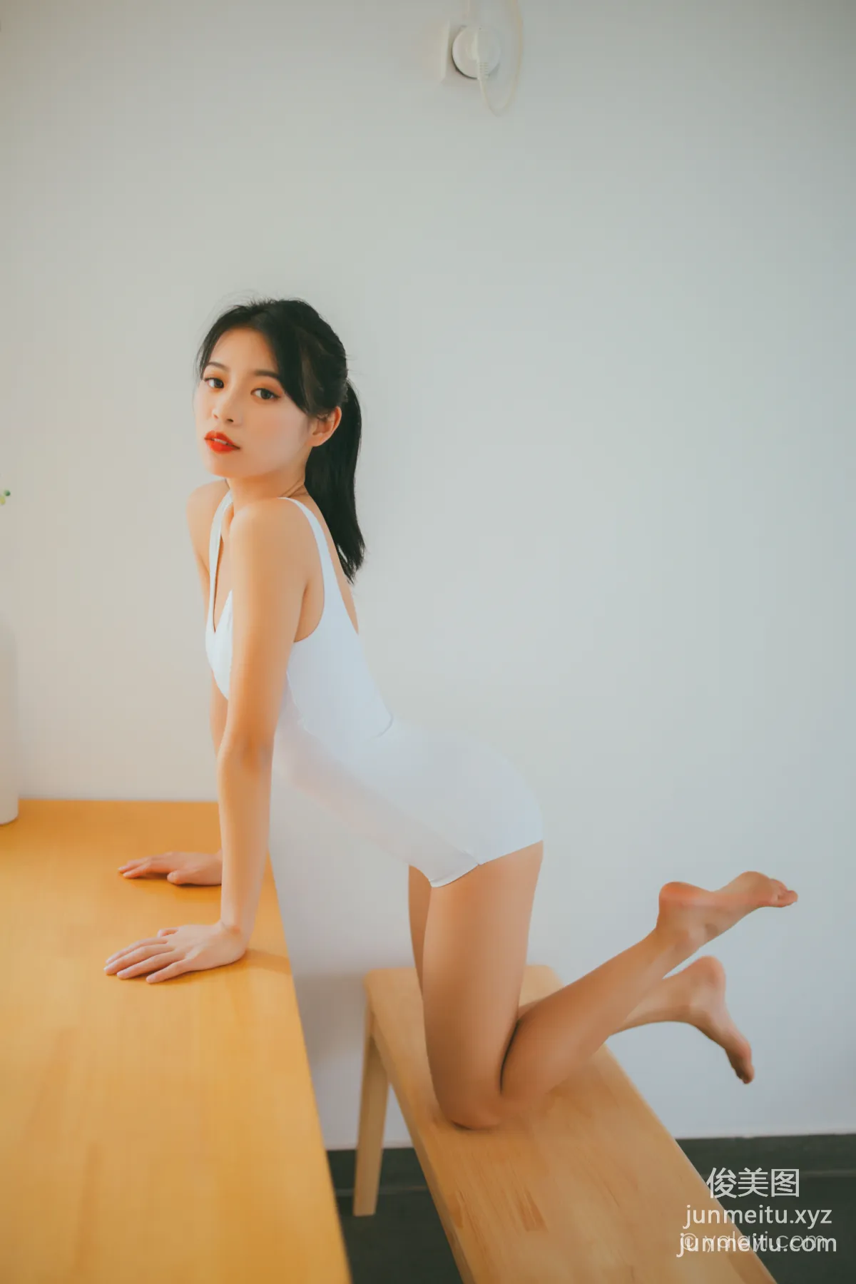 Li Ya: YALAYI photo 13