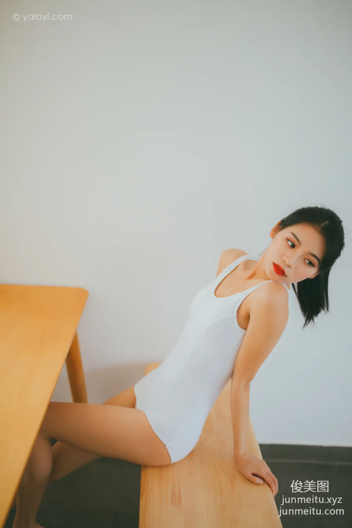 Li Ya: YALAYI photo 18
