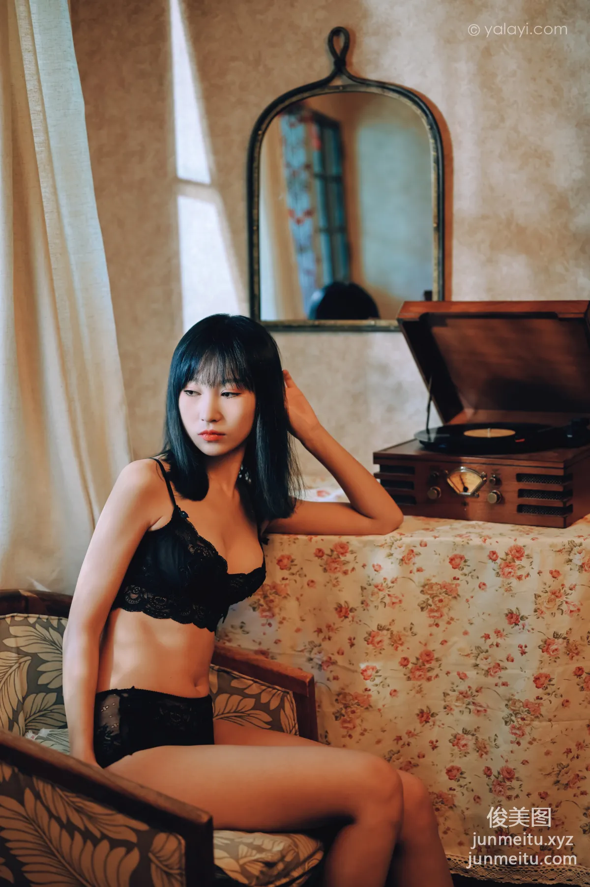 [YALAYI] 2020.06.18 Y663 Tian Ye, Inner Words by the Window photo 2