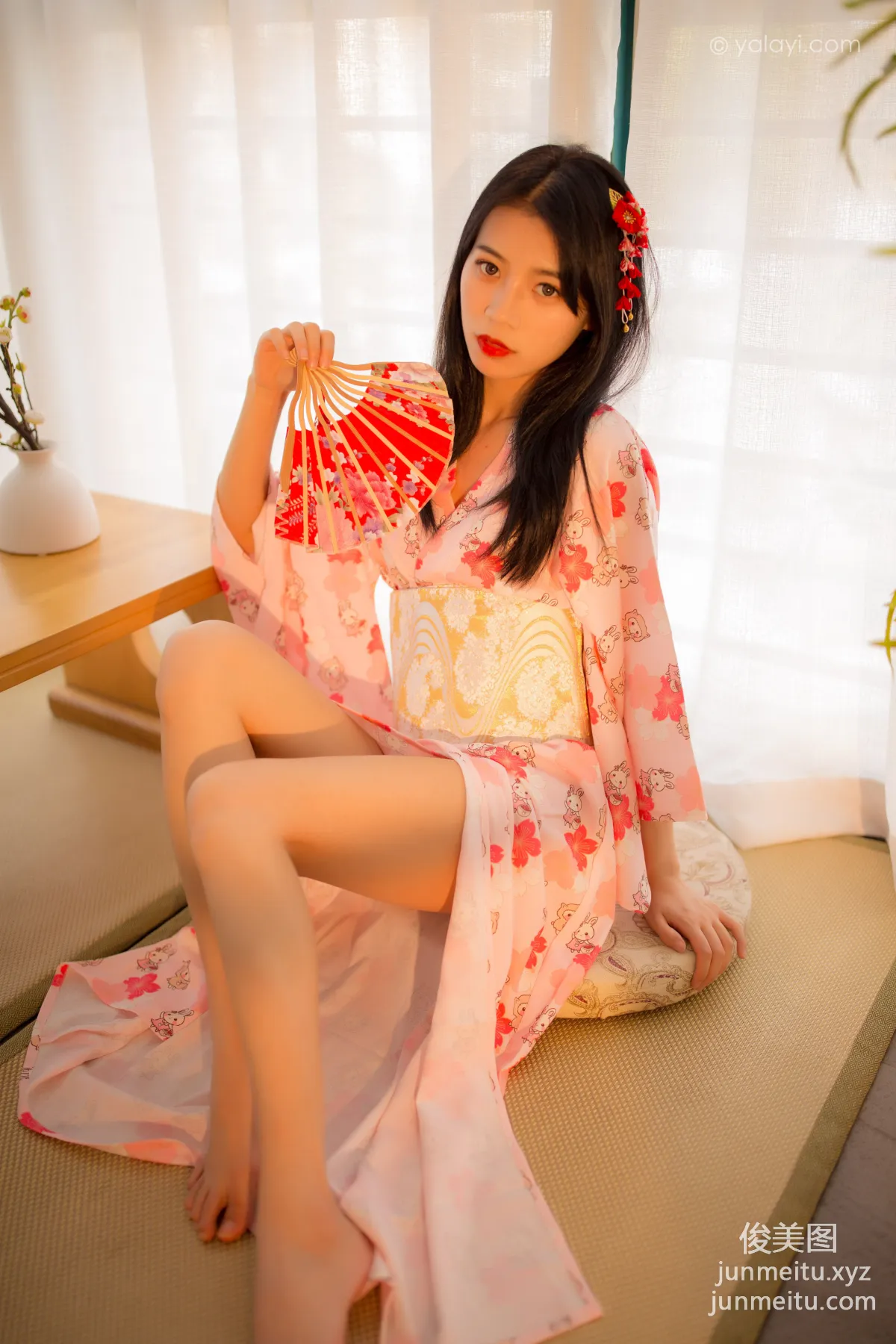 [YALAYI] 2020.07.30 NO.679 Li Ya 'Fragrance Comes Naturally' photo 2