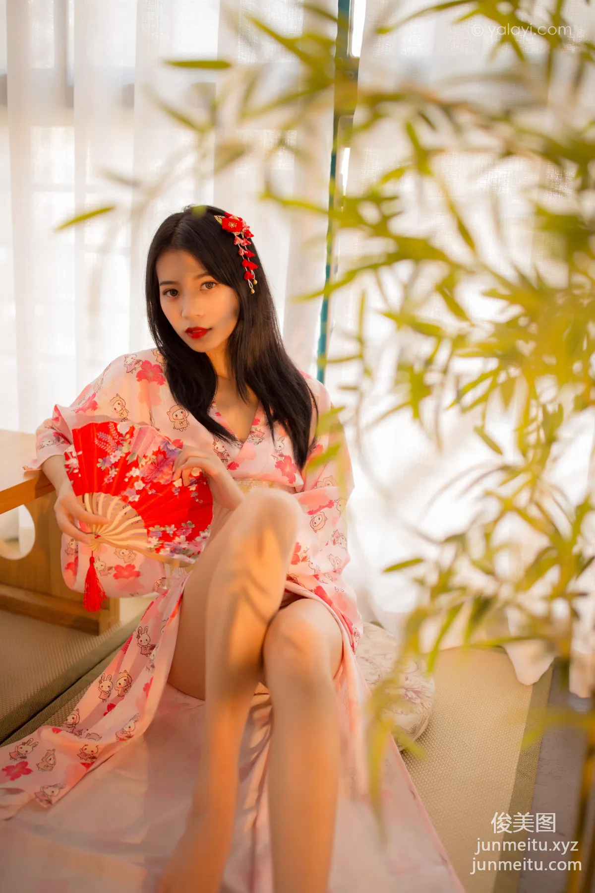 [YALAYI] 2020.07.30 NO.679 Li Ya 'Fragrance Comes Naturally' photo 3