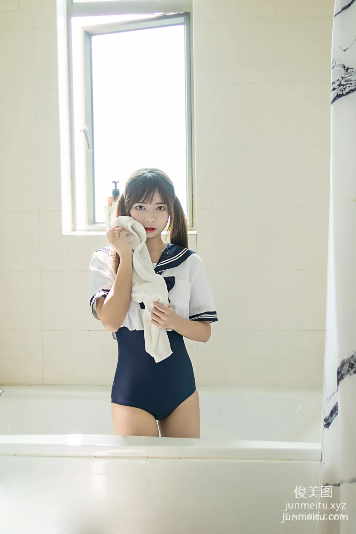 A He: YALAYI photo 27
