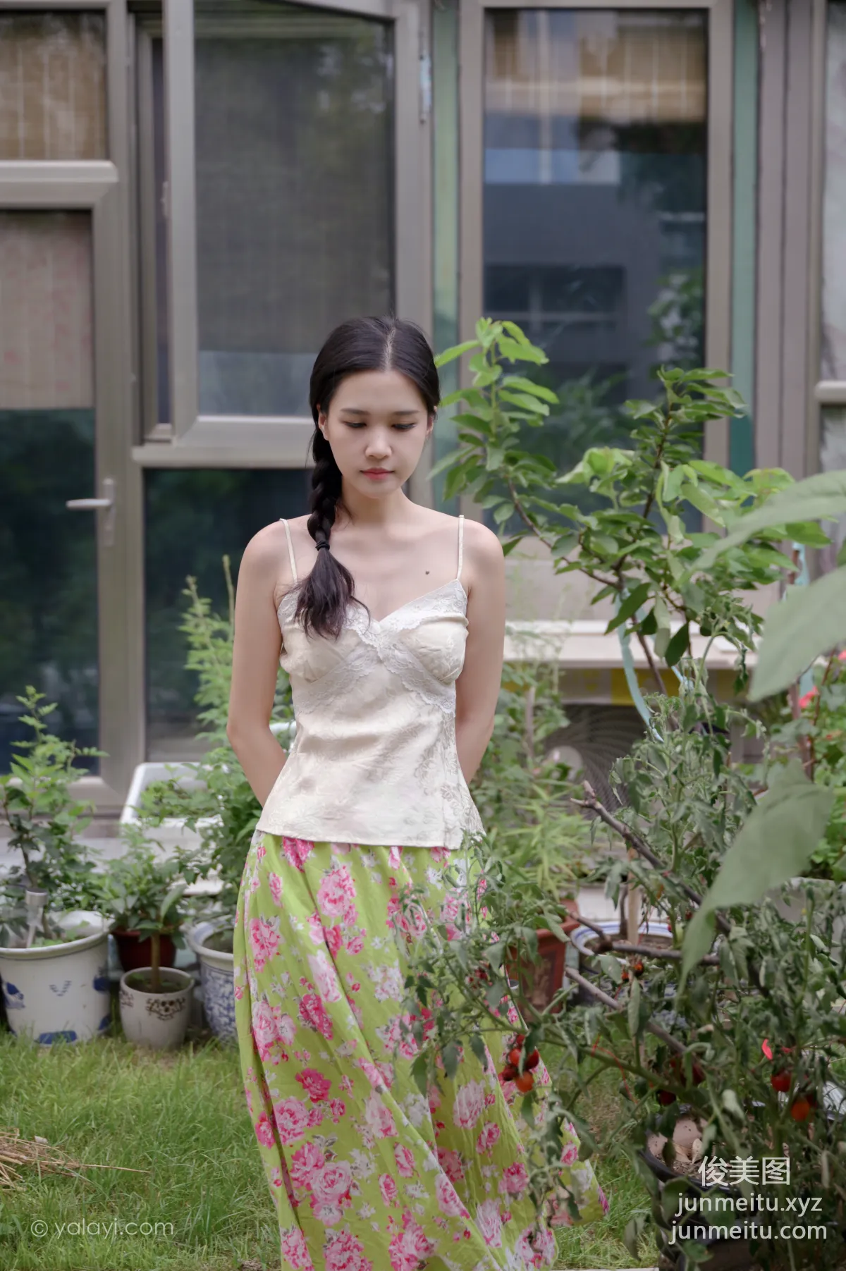 Fang Lan: YALAYI photo 33