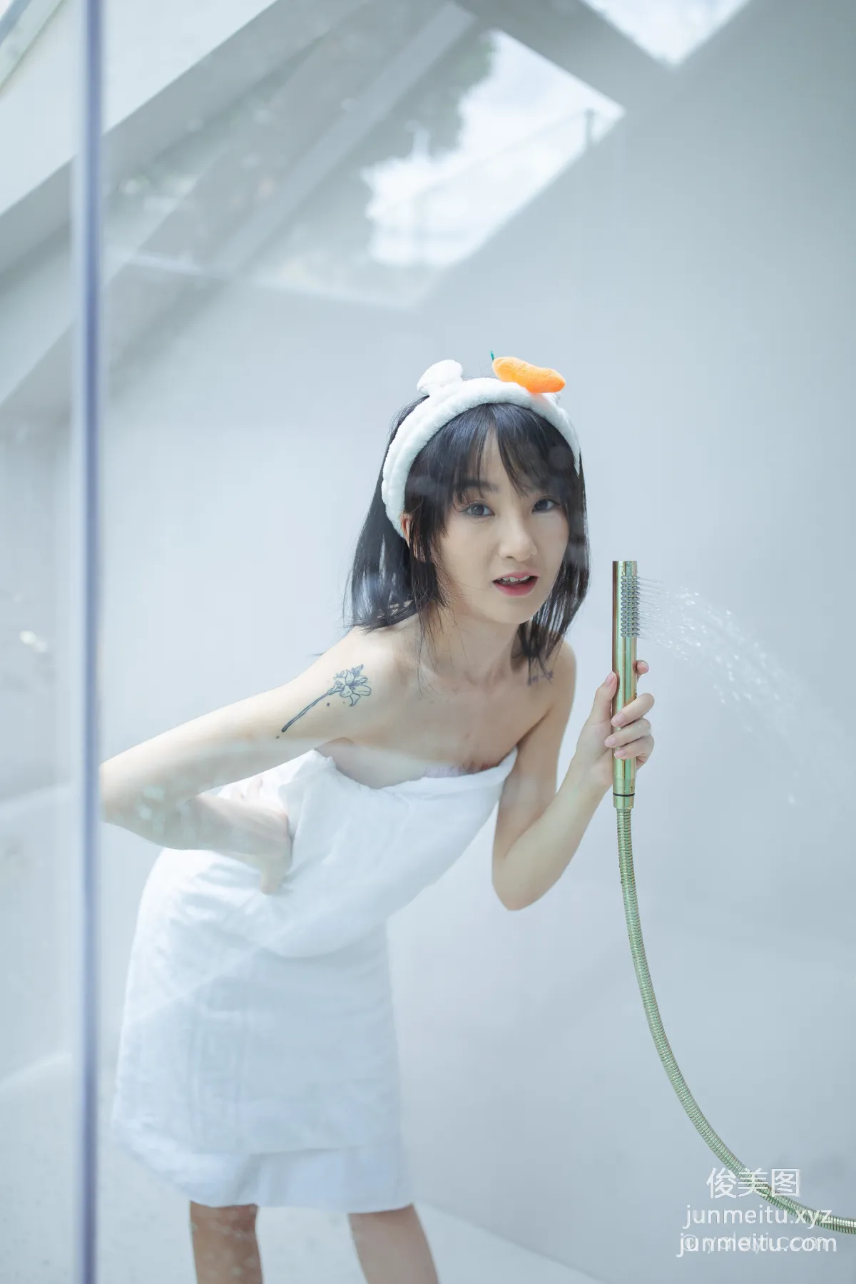 [YALAYI] 2020.08.06 NO.684 Luo Luo, A Cool Summer photo 4