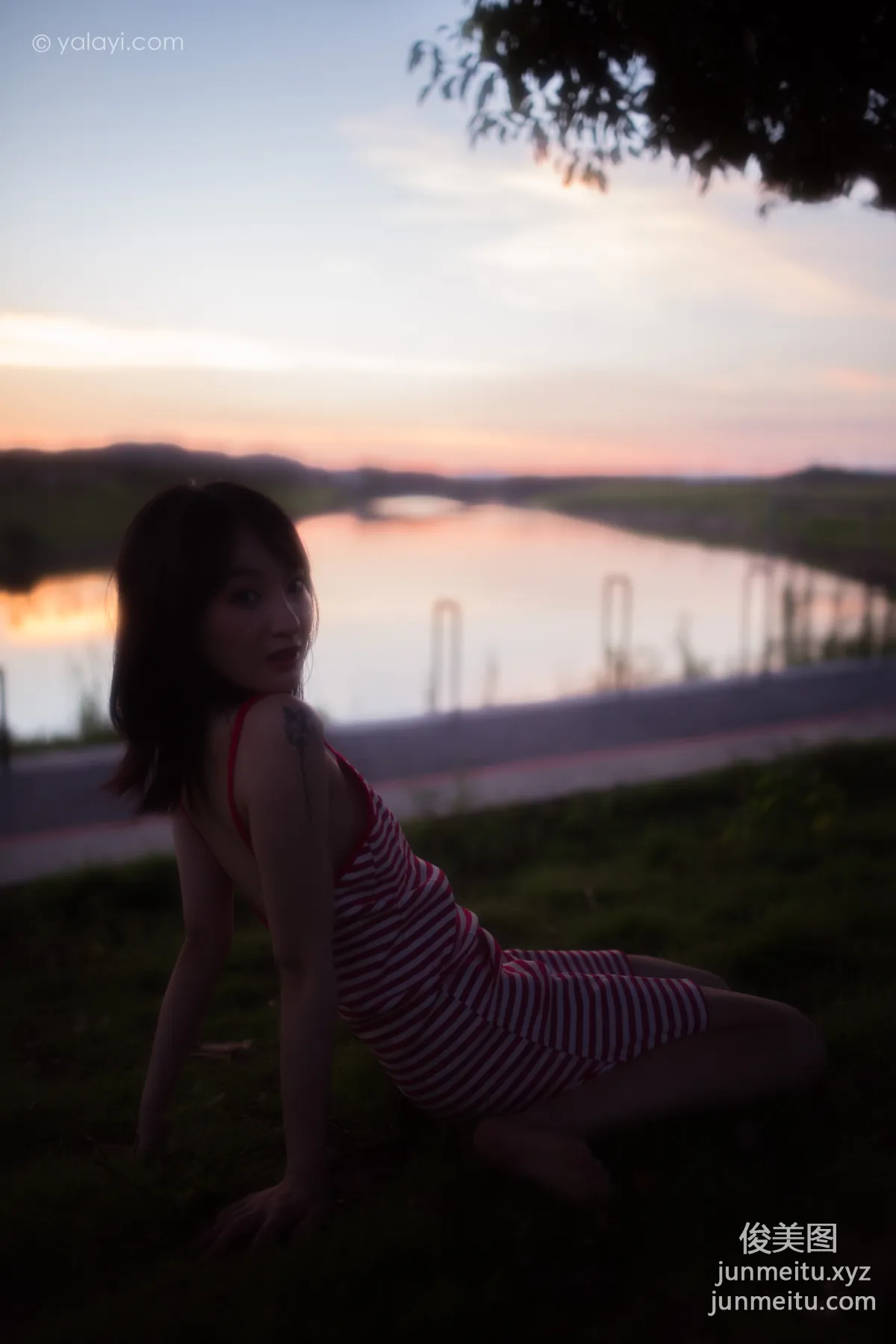 [YALAYI] 2020.08.17 NO.690 Luo Luo, Turned Red photo 18