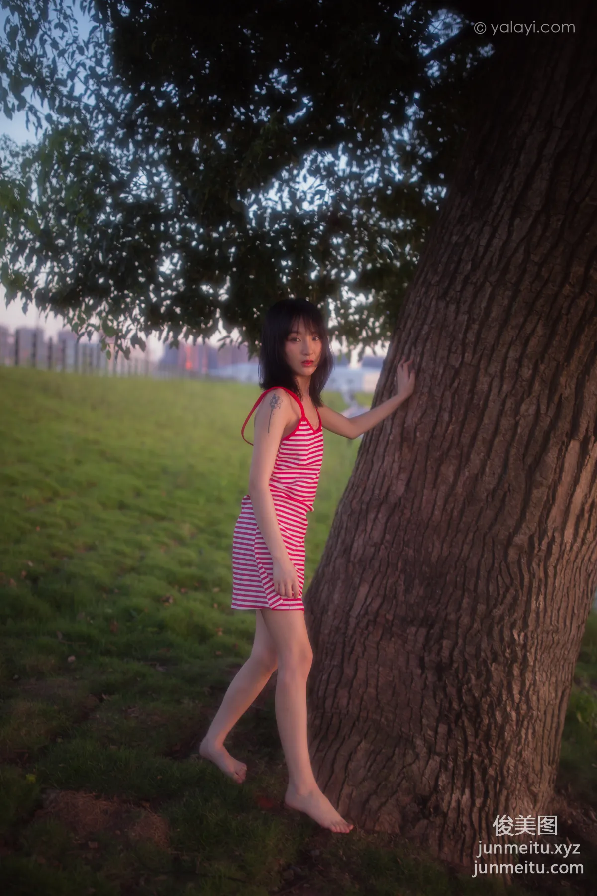 [YALAYI] 2020.08.17 NO.690 Luo Luo, Turned Red photo 30