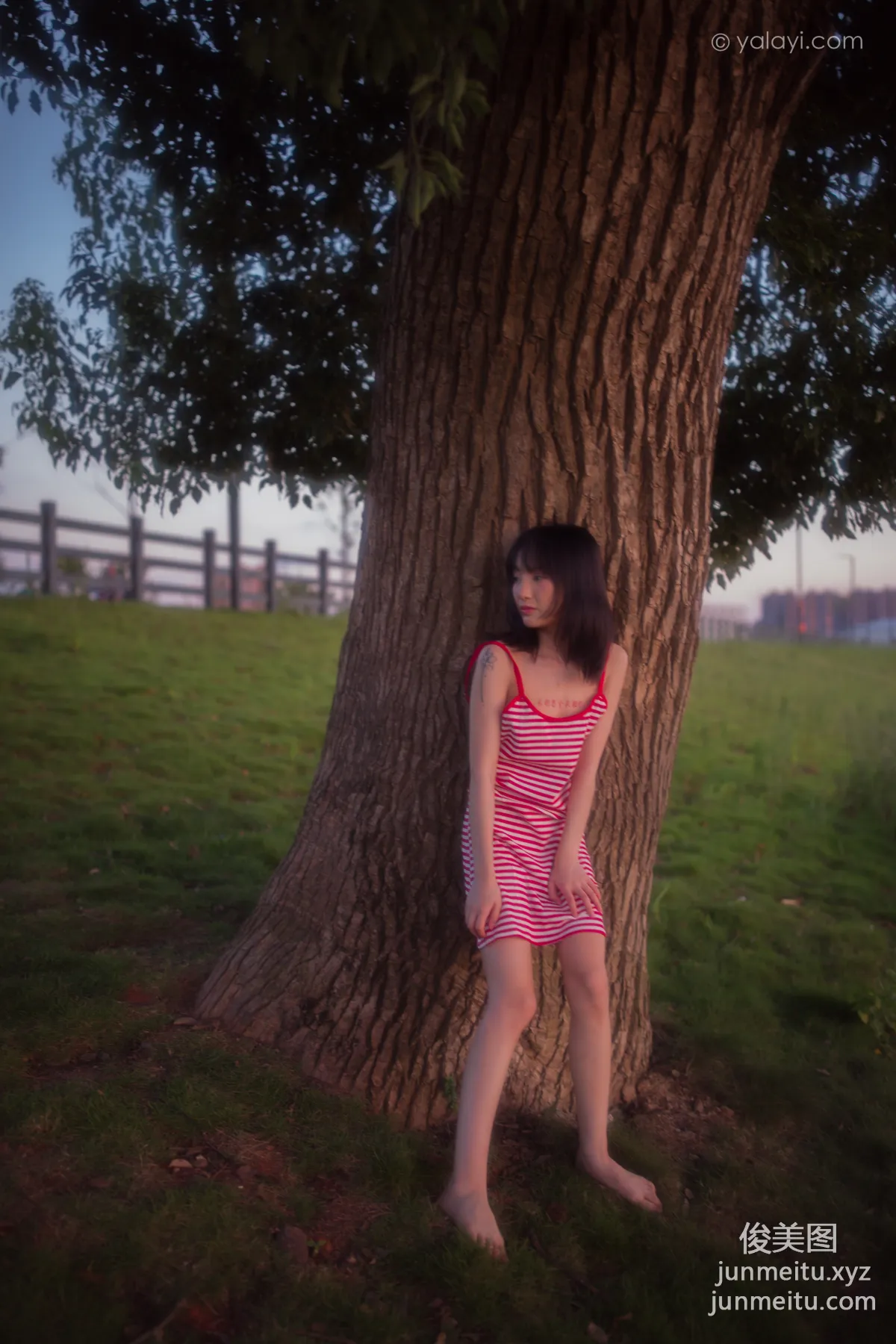 [YALAYI] 2020.08.17 NO.690 Luo Luo, Turned Red photo 31