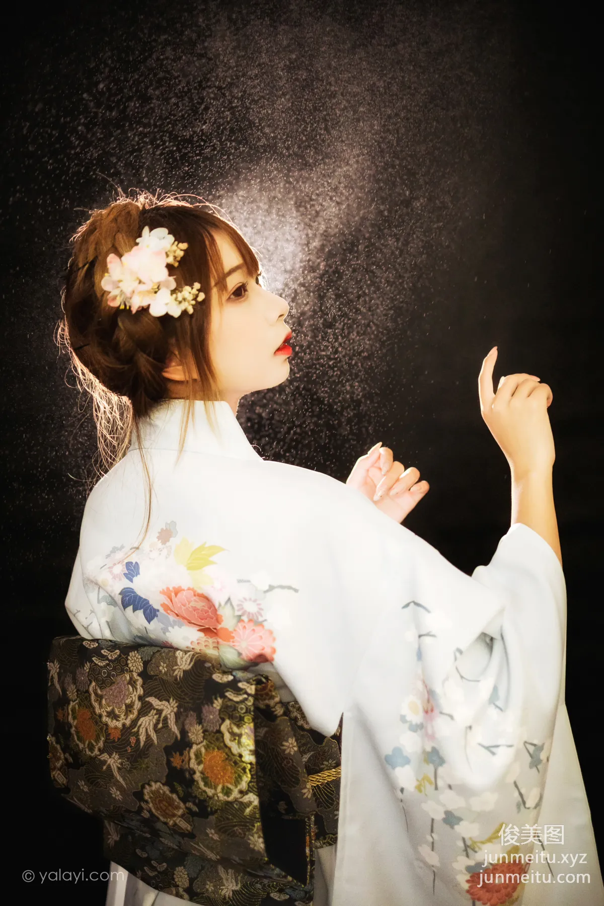 [YALAYI] 2021.01.04 NO.747 Shrine Maiden A He photo 17