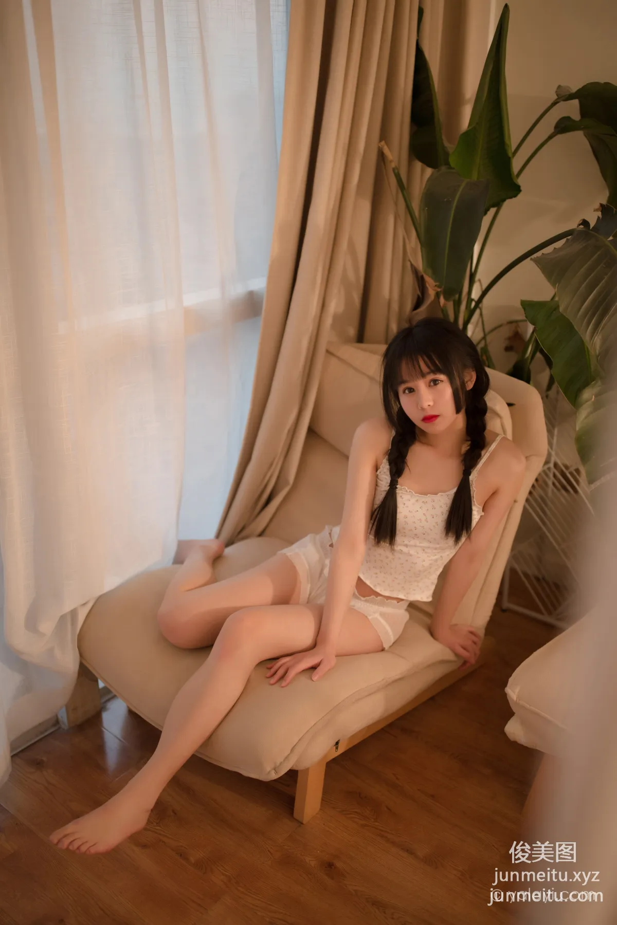 [YALAYI雅拉伊] 2021.01.22 NO.755 零零後少女 小乖 19