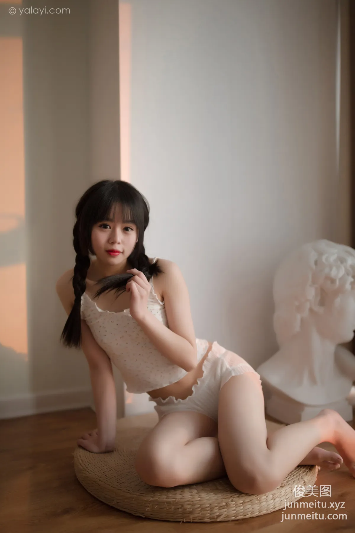 [YALAYI雅拉伊] 2021.01.22 NO.755 零零後少女 小乖 37