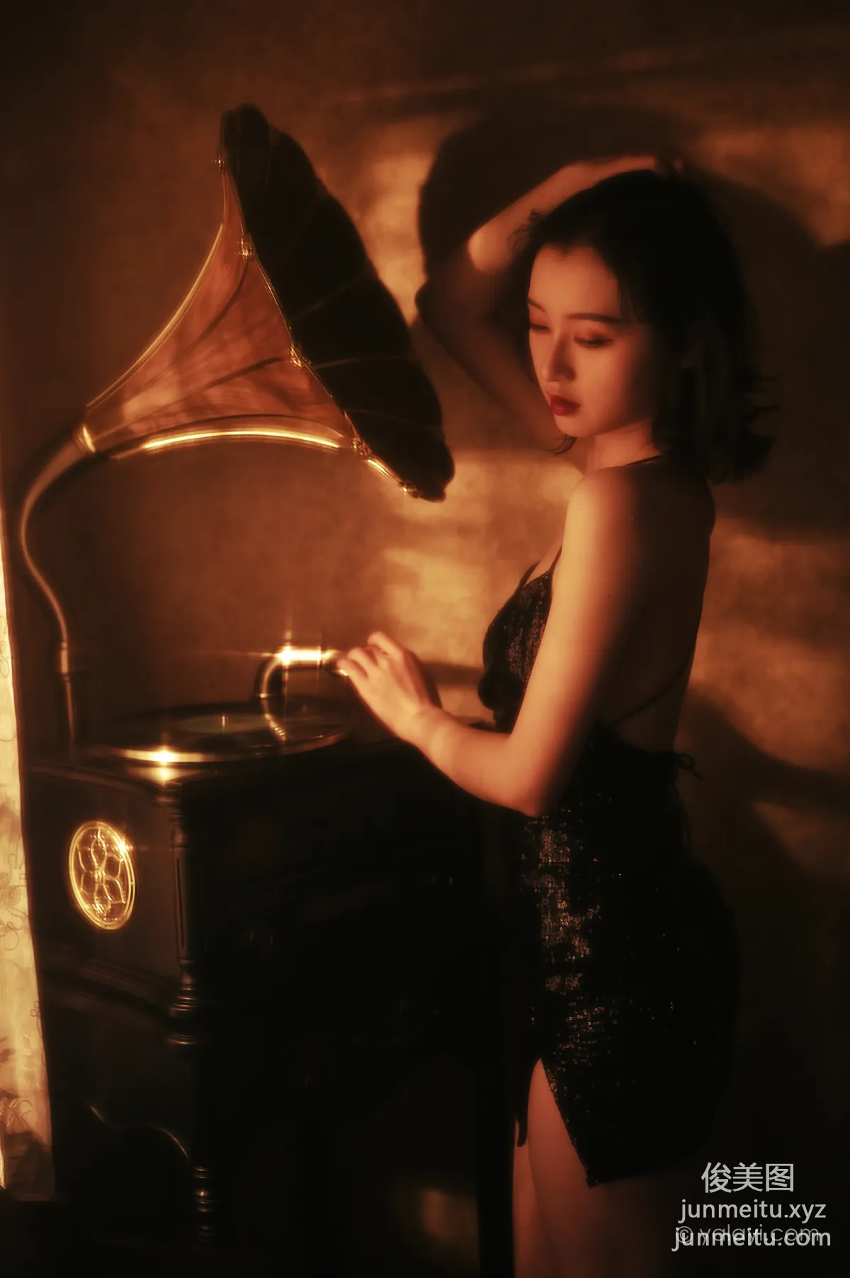 [YALAYI] 2021.01.25 NO.756 Golden Years Jing Jing photo 3