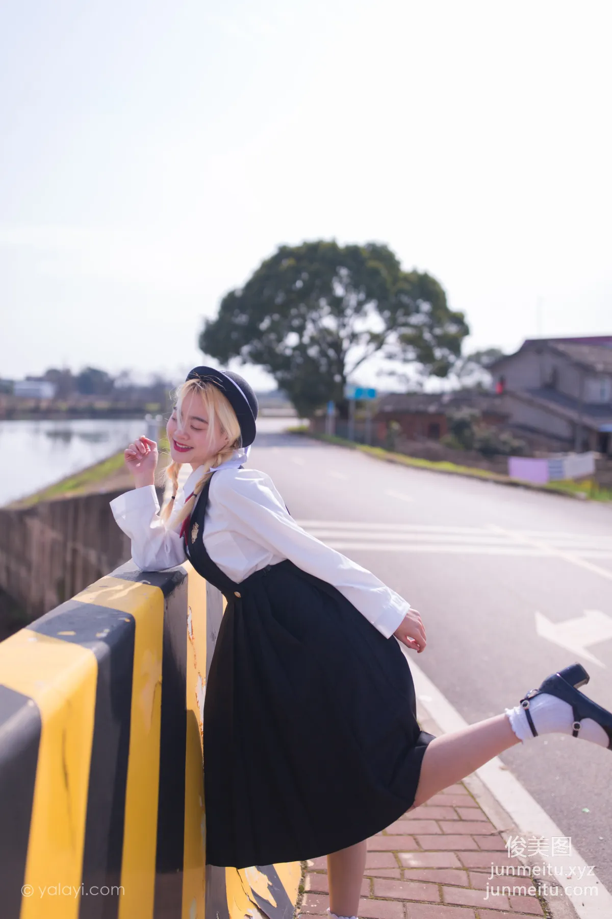 [YALAYI] 2021.03.01 NO.768 Strange Visitor Mili Mili photo 17