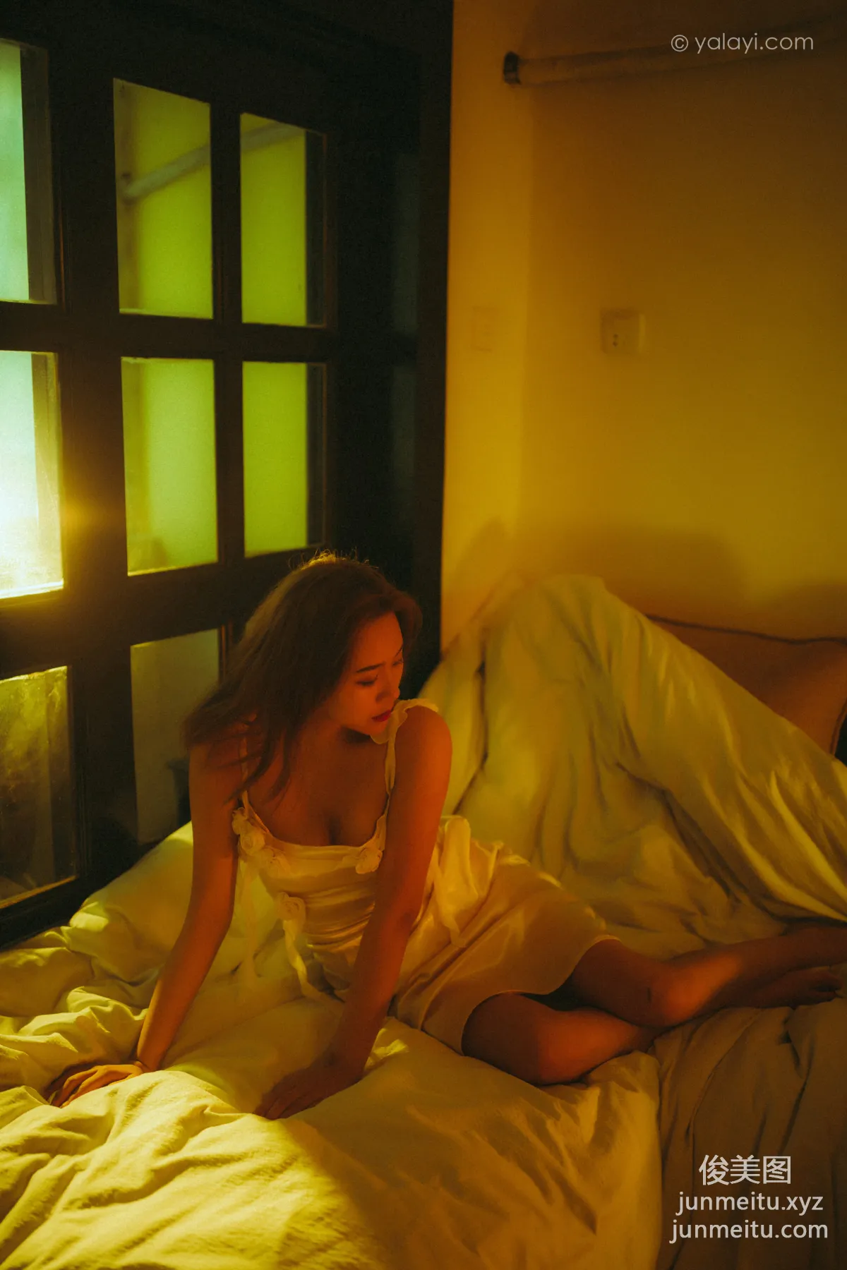 [YALAYI] 2021.04.13 NO.785 Twilight Kiss Yue Lulu photo 21