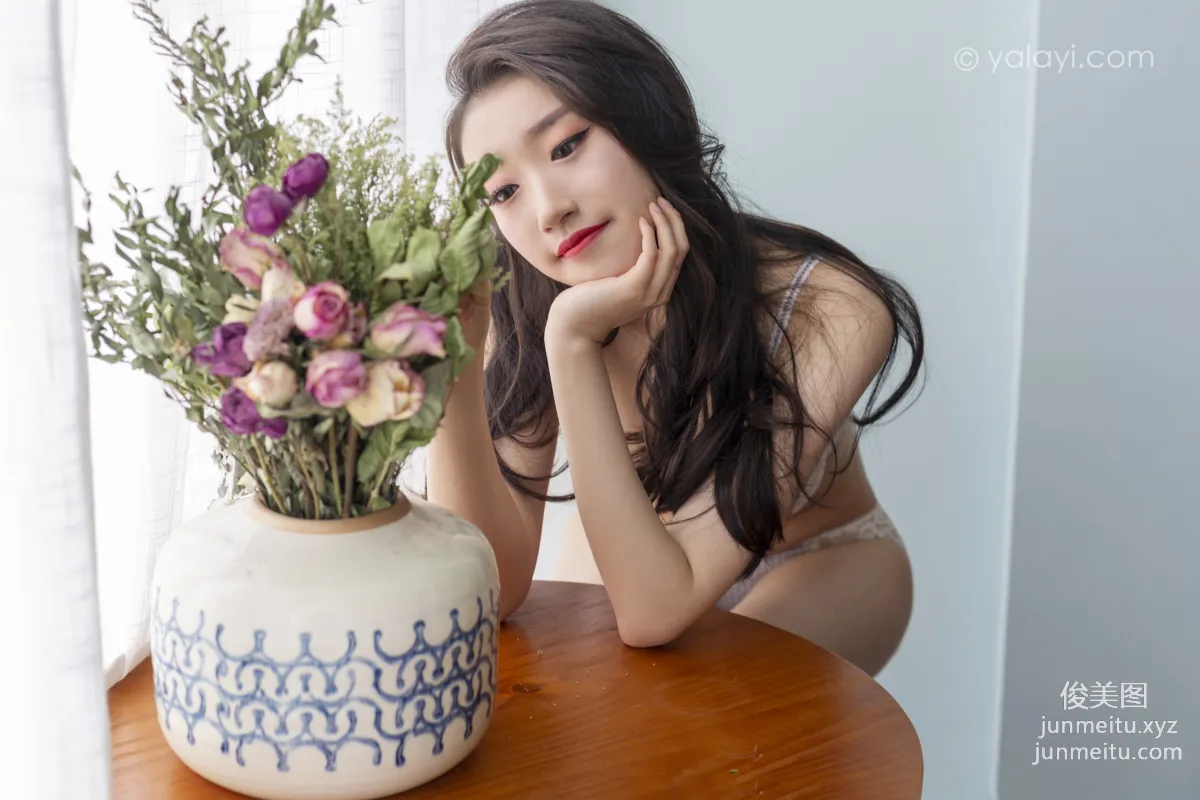 [YALAYI] 2020.09.11 NO.701 Xin Yi, Flowery Face and Moonlike Beauty photo 3