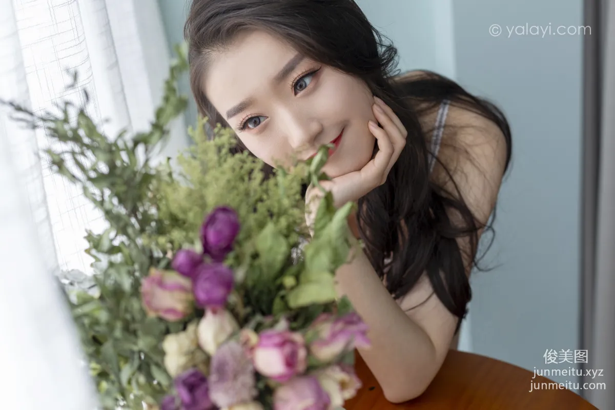[YALAYI] 2020.09.11 NO.701 Xin Yi, Flowery Face and Moonlike Beauty photo 4