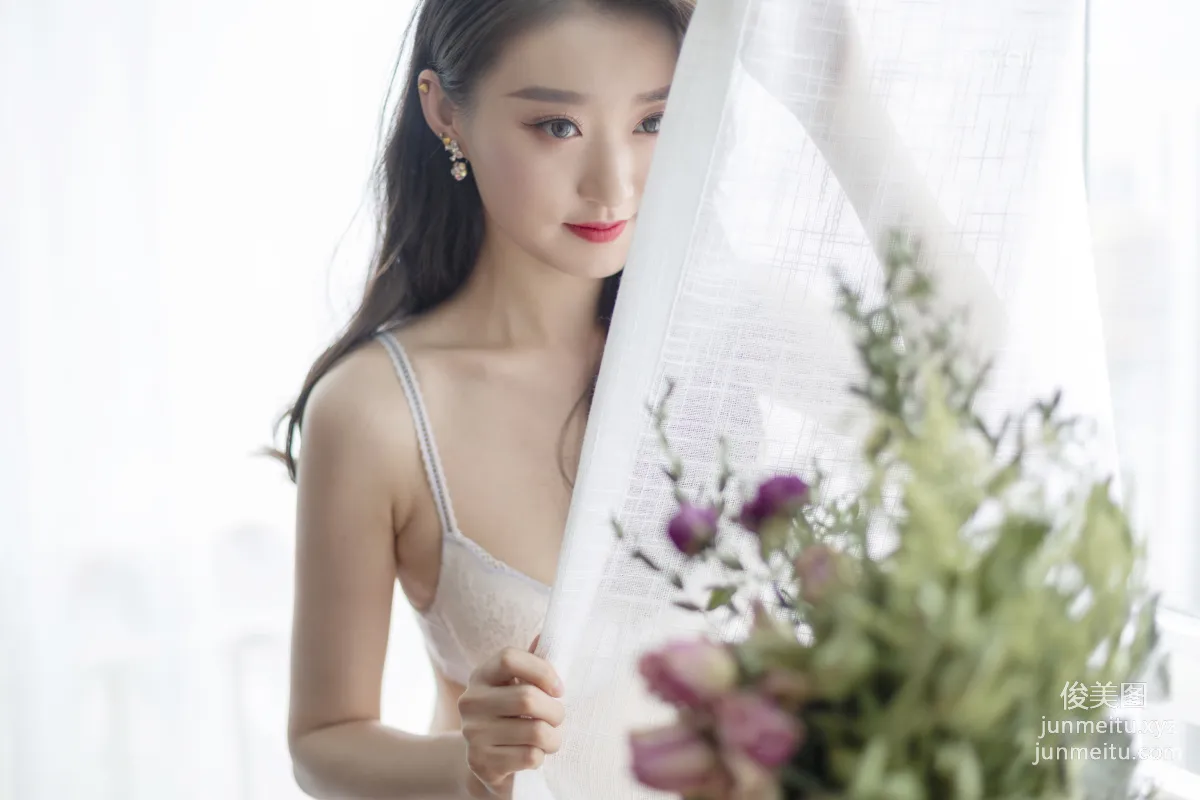 [YALAYI] 2020.09.11 NO.701 Xin Yi, Flowery Face and Moonlike Beauty photo 14