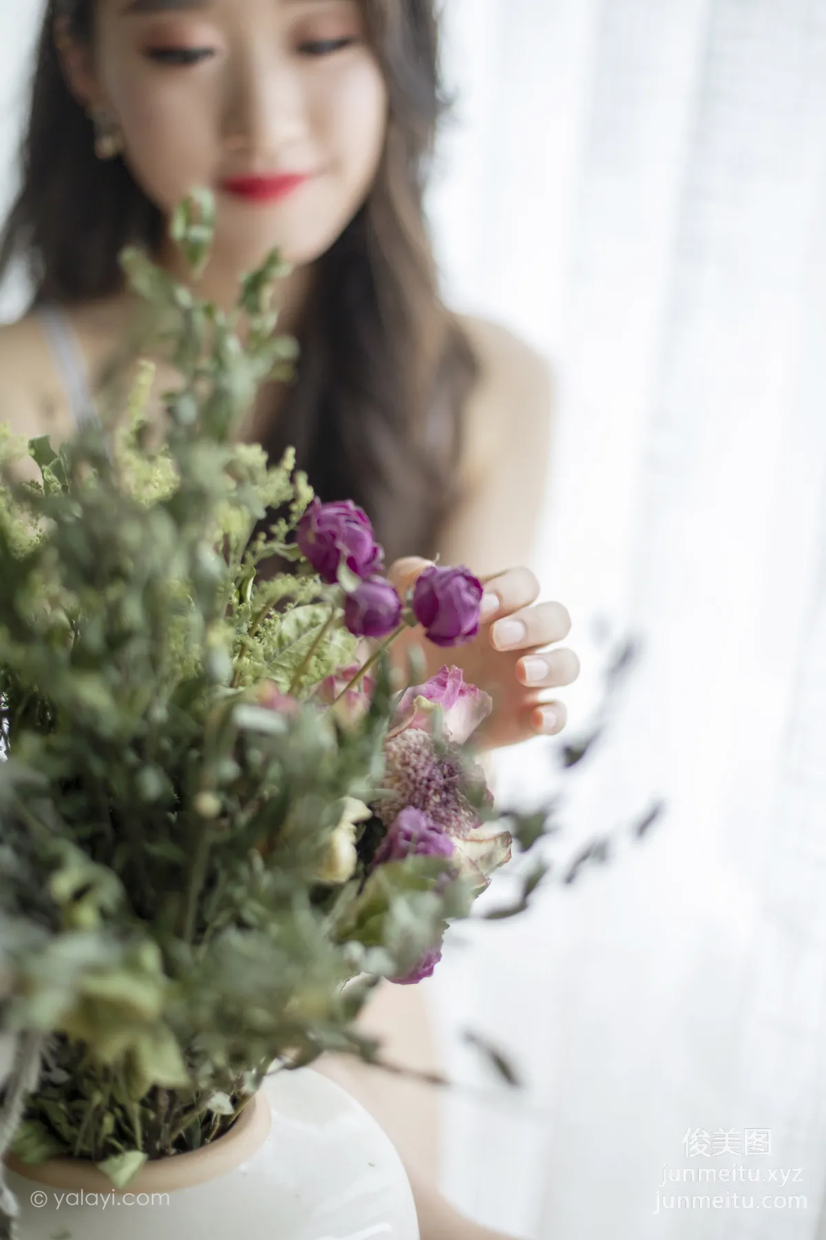 [YALAYI] 2020.09.11 NO.701 Xin Yi, Flowery Face and Moonlike Beauty photo 19