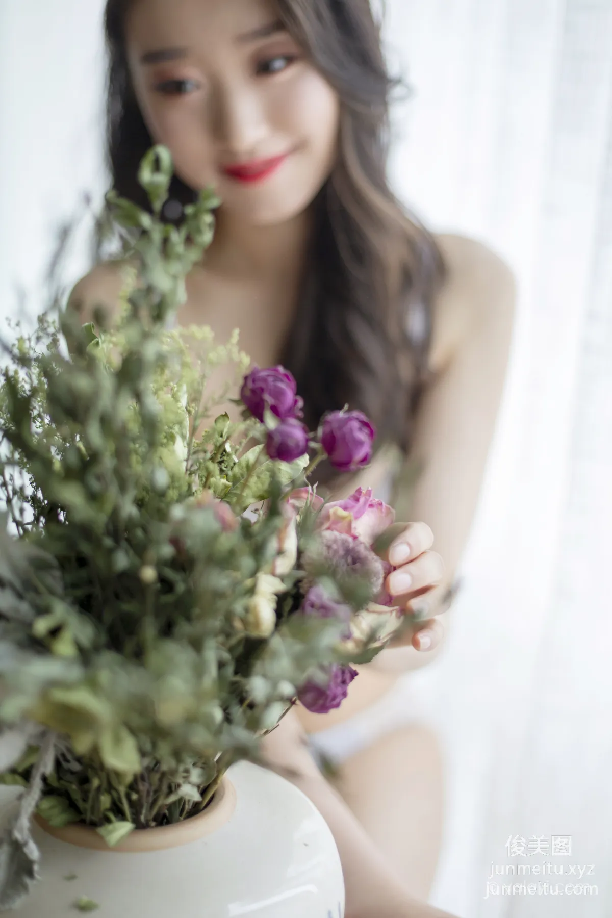 [YALAYI] 2020.09.11 NO.701 Xin Yi, Flowery Face and Moonlike Beauty photo 20