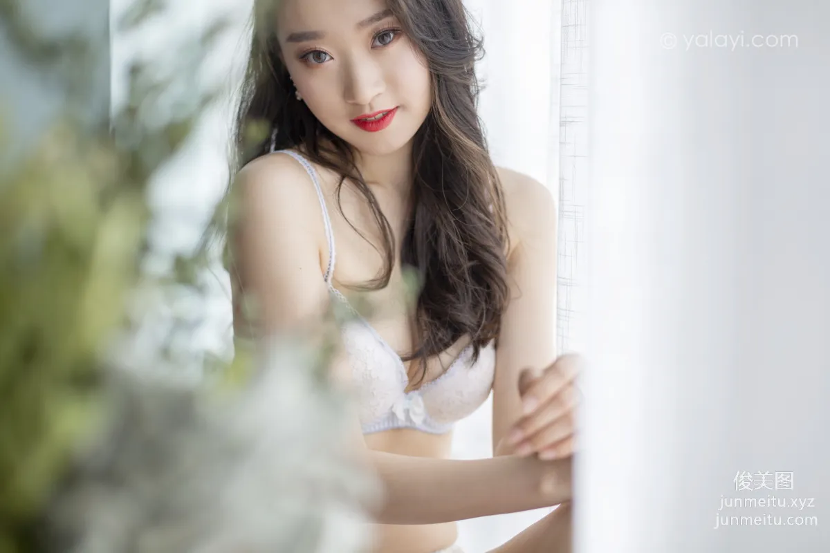 [YALAYI] 2020.09.11 NO.701 Xin Yi, Flowery Face and Moonlike Beauty photo 27