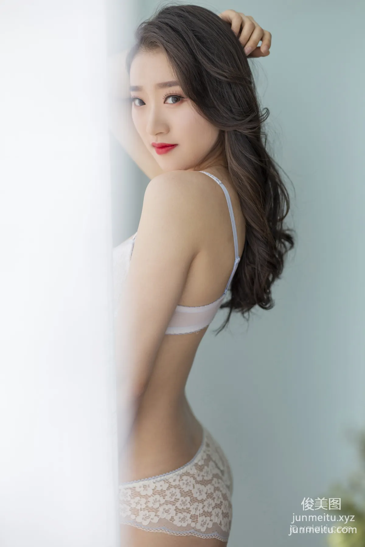 [YALAYI] 2020.09.11 NO.701 Xin Yi, Flowery Face and Moonlike Beauty photo 36