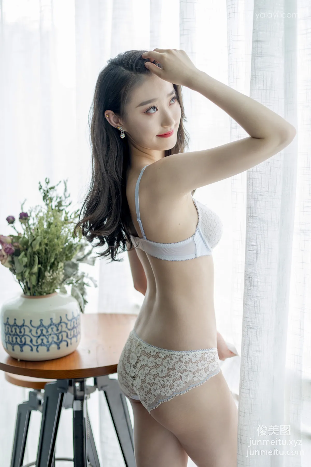 [YALAYI] 2020.09.11 NO.701 Xin Yi, Flowery Face and Moonlike Beauty photo 42