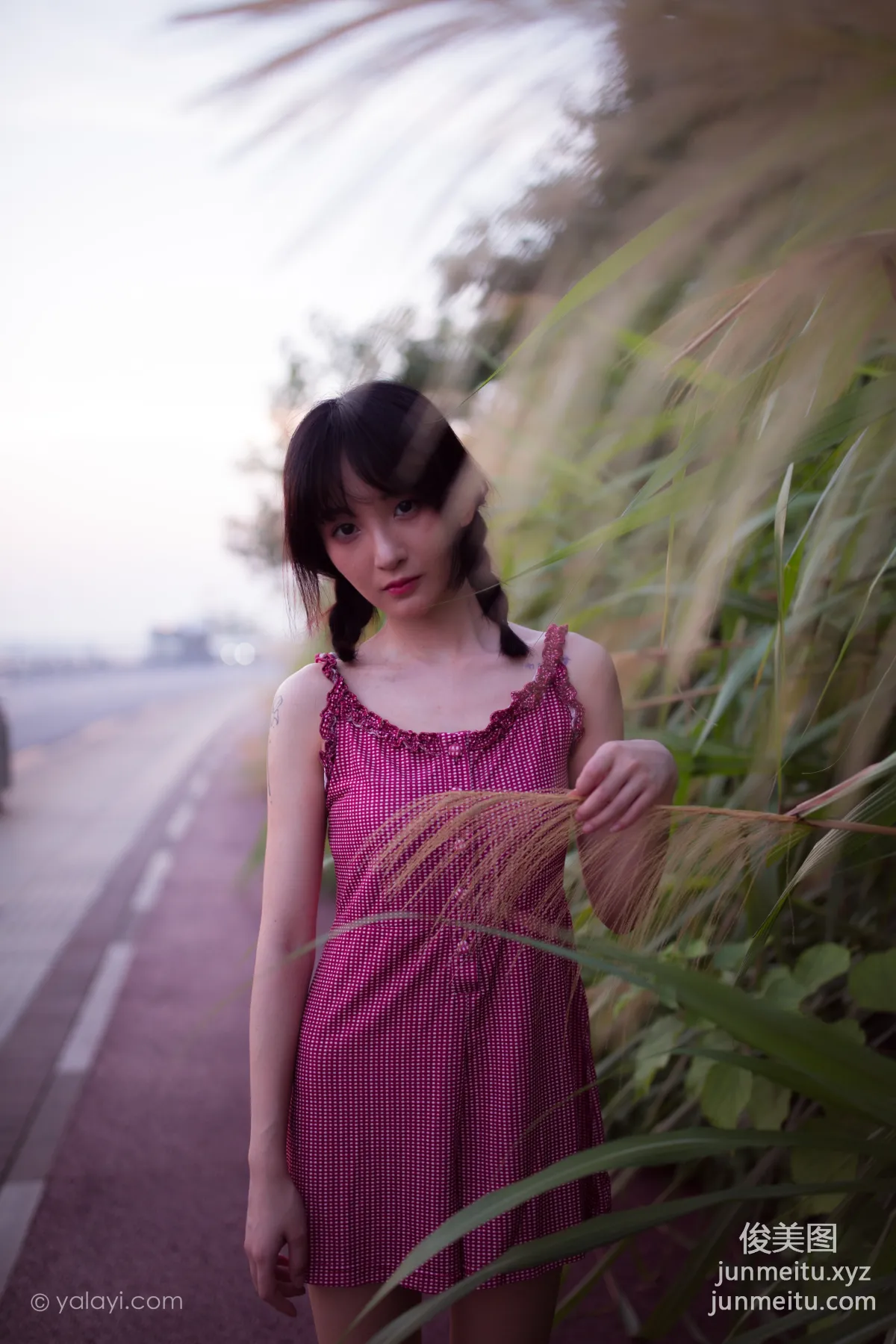 [YALAYI雅拉伊] 2020.09.14 NO.702 落落《暮色》 42