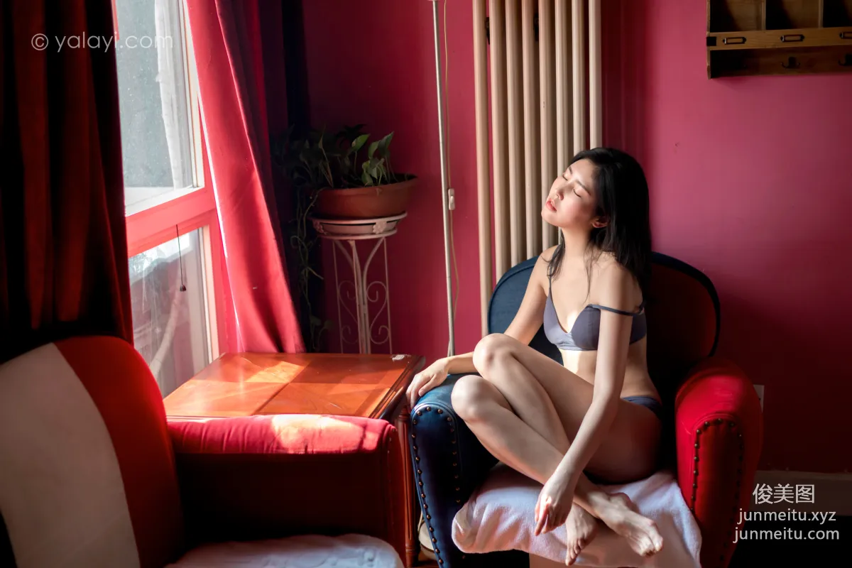 [YALAYI] 2020.09.30 NO.709 Cang Er, Chasing Light photo 40
