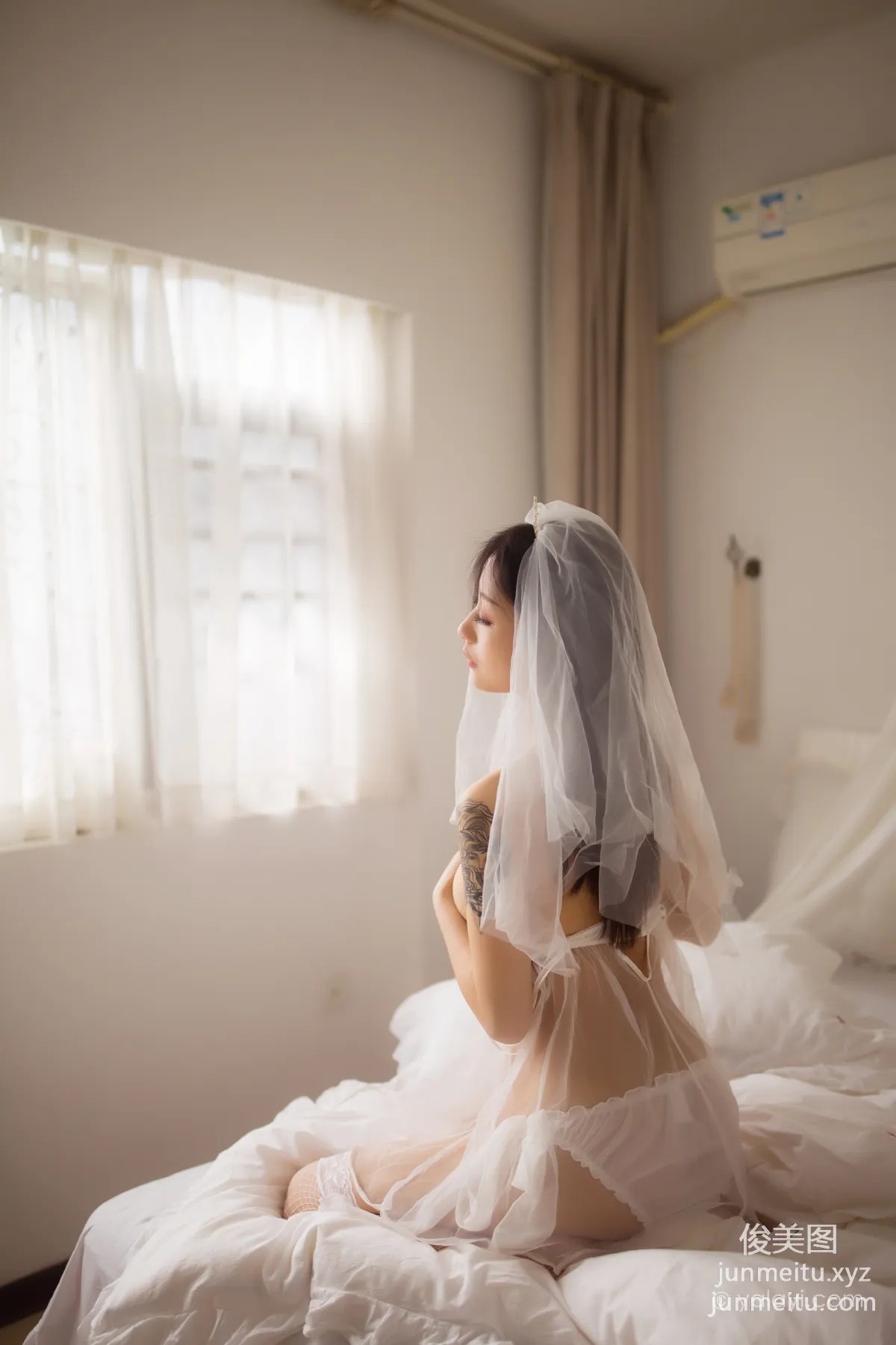 [YALAYI] 2020.10.14 NO.713 Zhang You, Waiting for the Wind and Waiting for You photo 29
