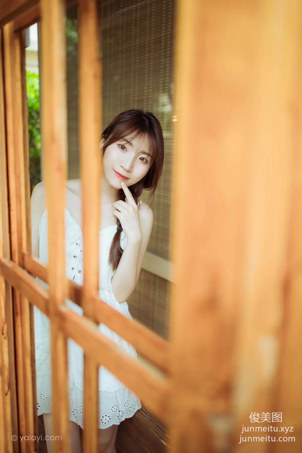 [YALAYI雅拉伊] 2020.10.19 NO.715 小喬《雨後花園》 10