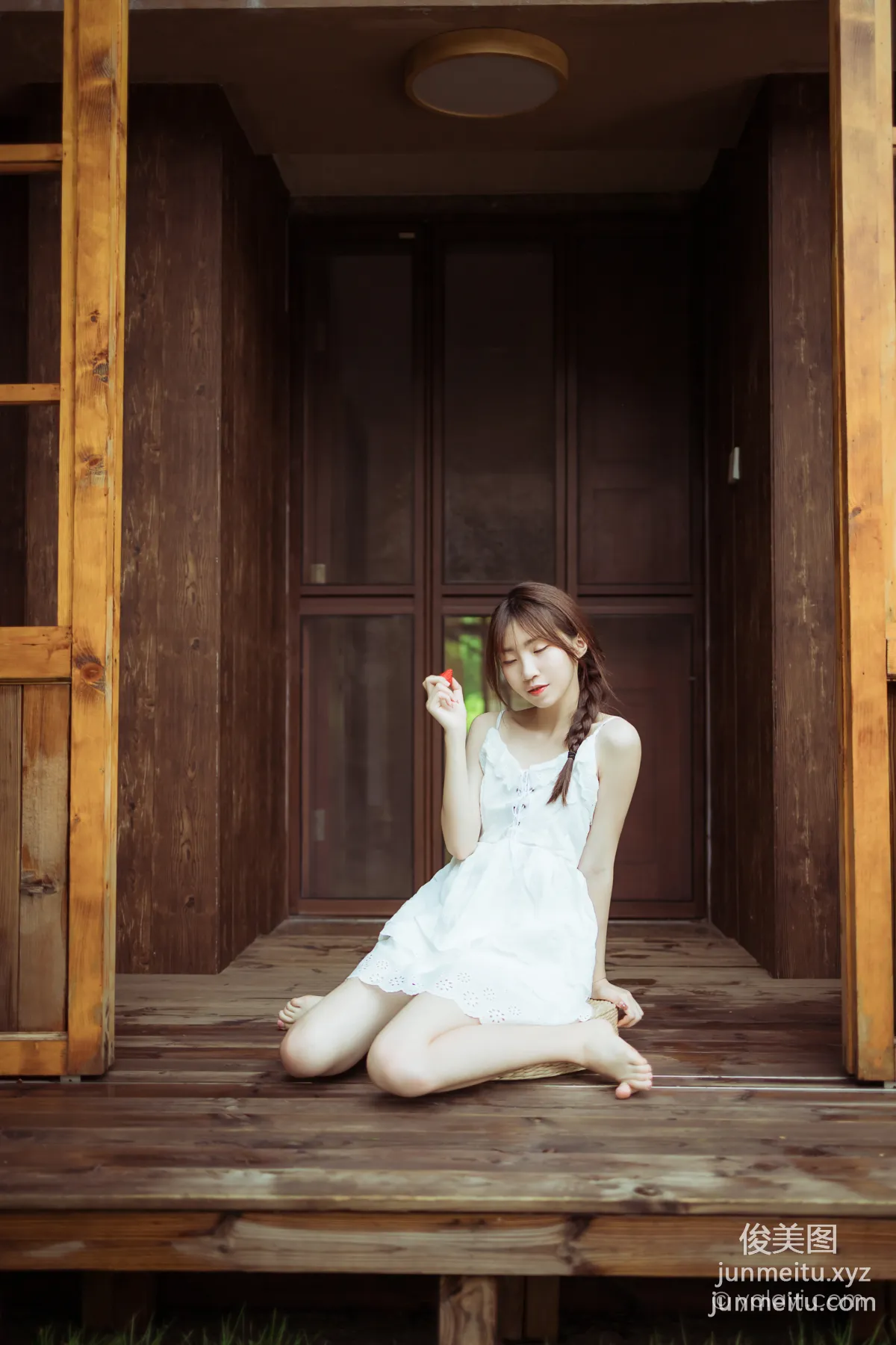 [YALAYI雅拉伊] 2020.10.19 NO.715 小喬《雨後花園》 29
