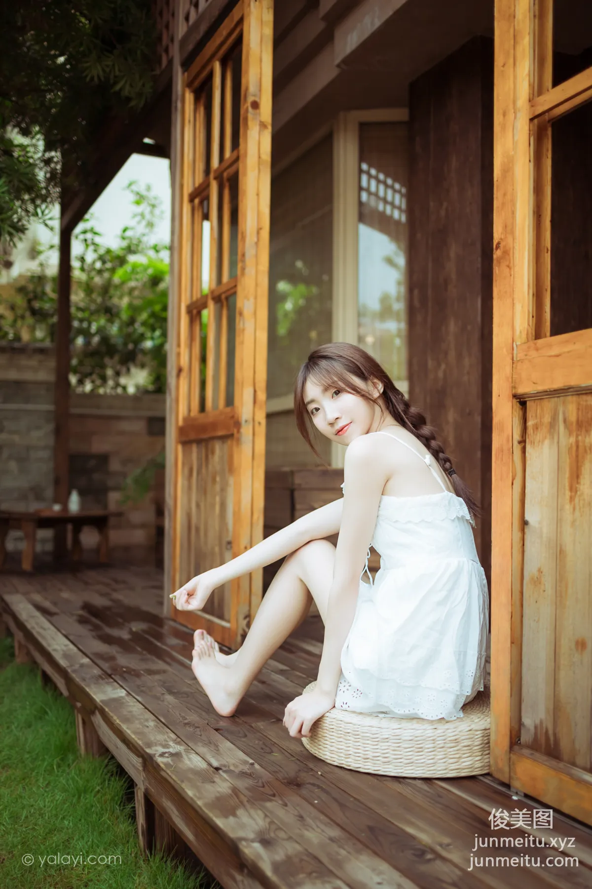 [YALAYI雅拉伊] 2020.10.19 NO.715 小喬《雨後花園》 36