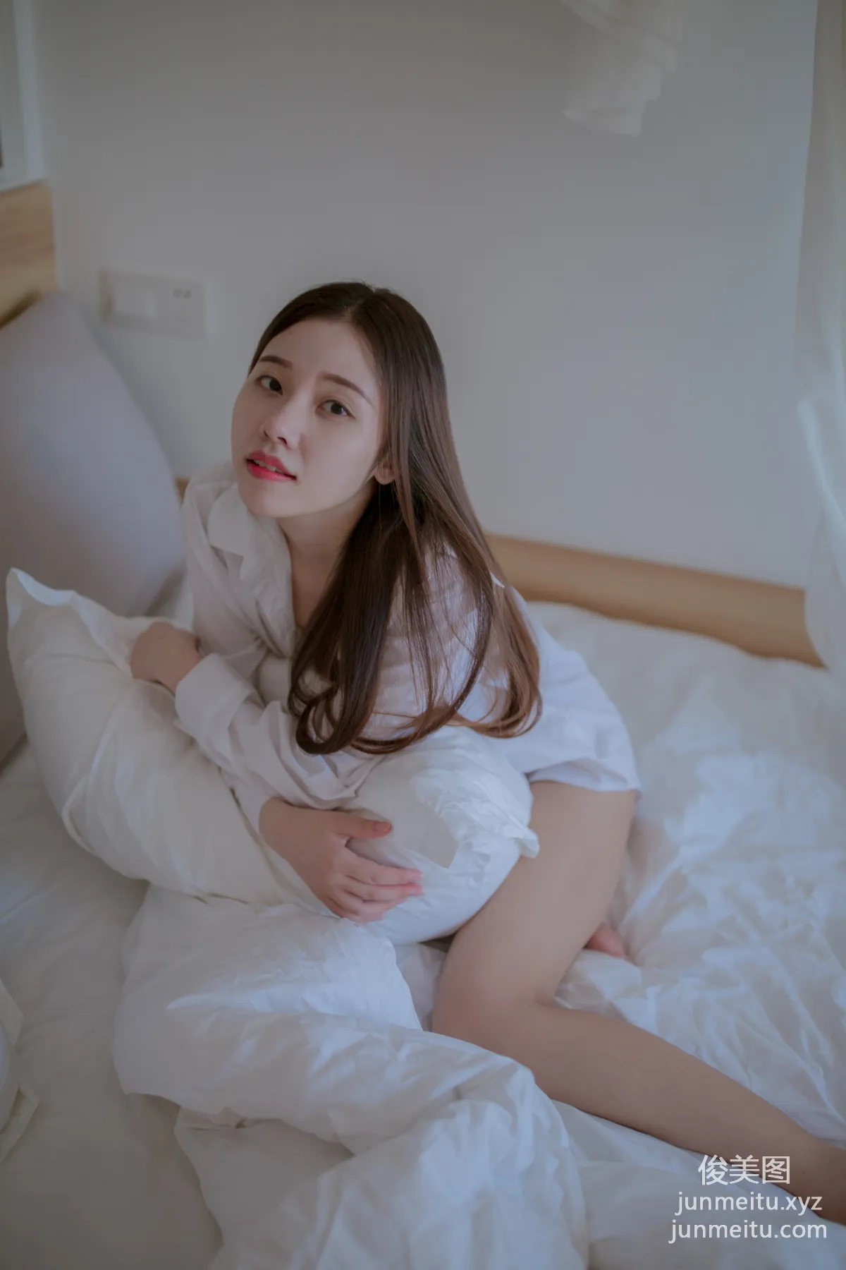 [YALAYI] 2020.11.11 NO.725 Qin Yu, Empty Room photo 3