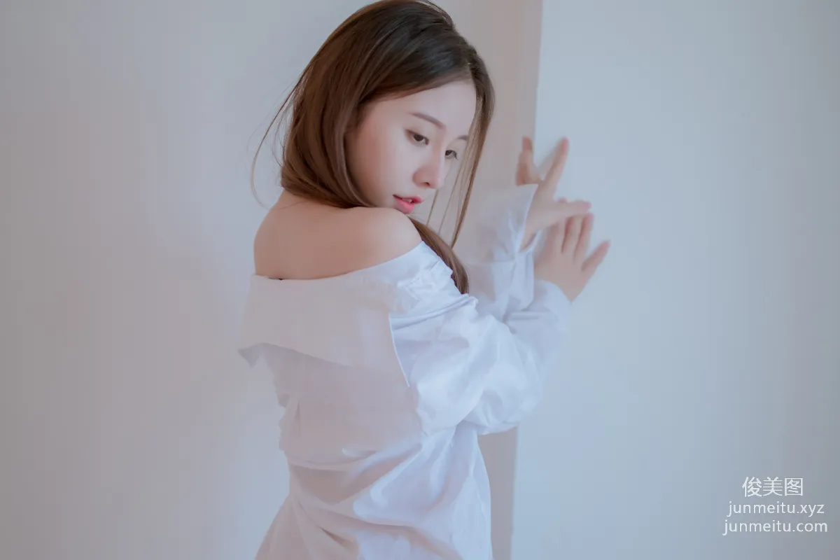[YALAYI] 2020.11.11 NO.725 Qin Yu, Empty Room photo 26