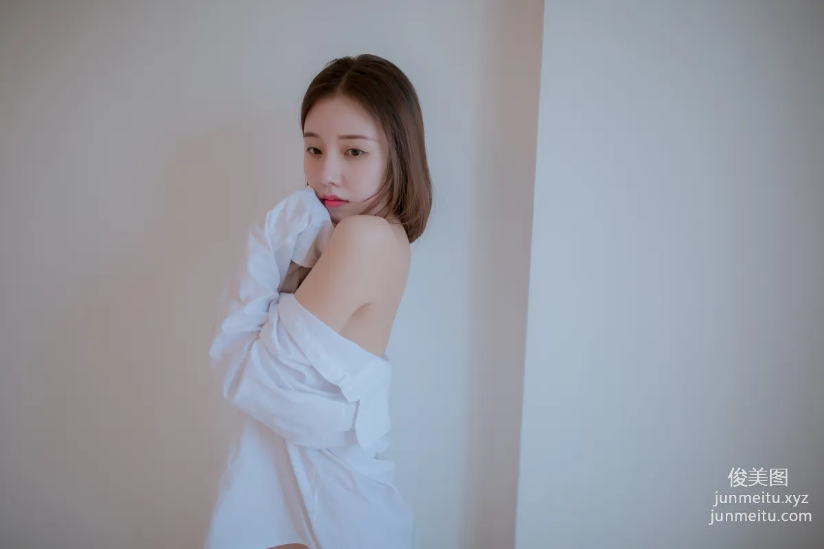 [YALAYI] 2020.11.11 NO.725 Qin Yu, Empty Room photo 29