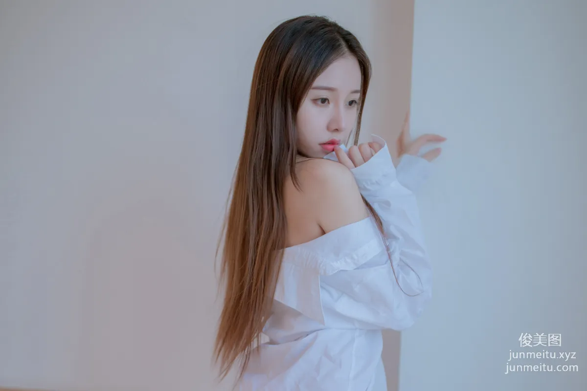 [YALAYI] 2020.11.11 NO.725 Qin Yu, Empty Room photo 32