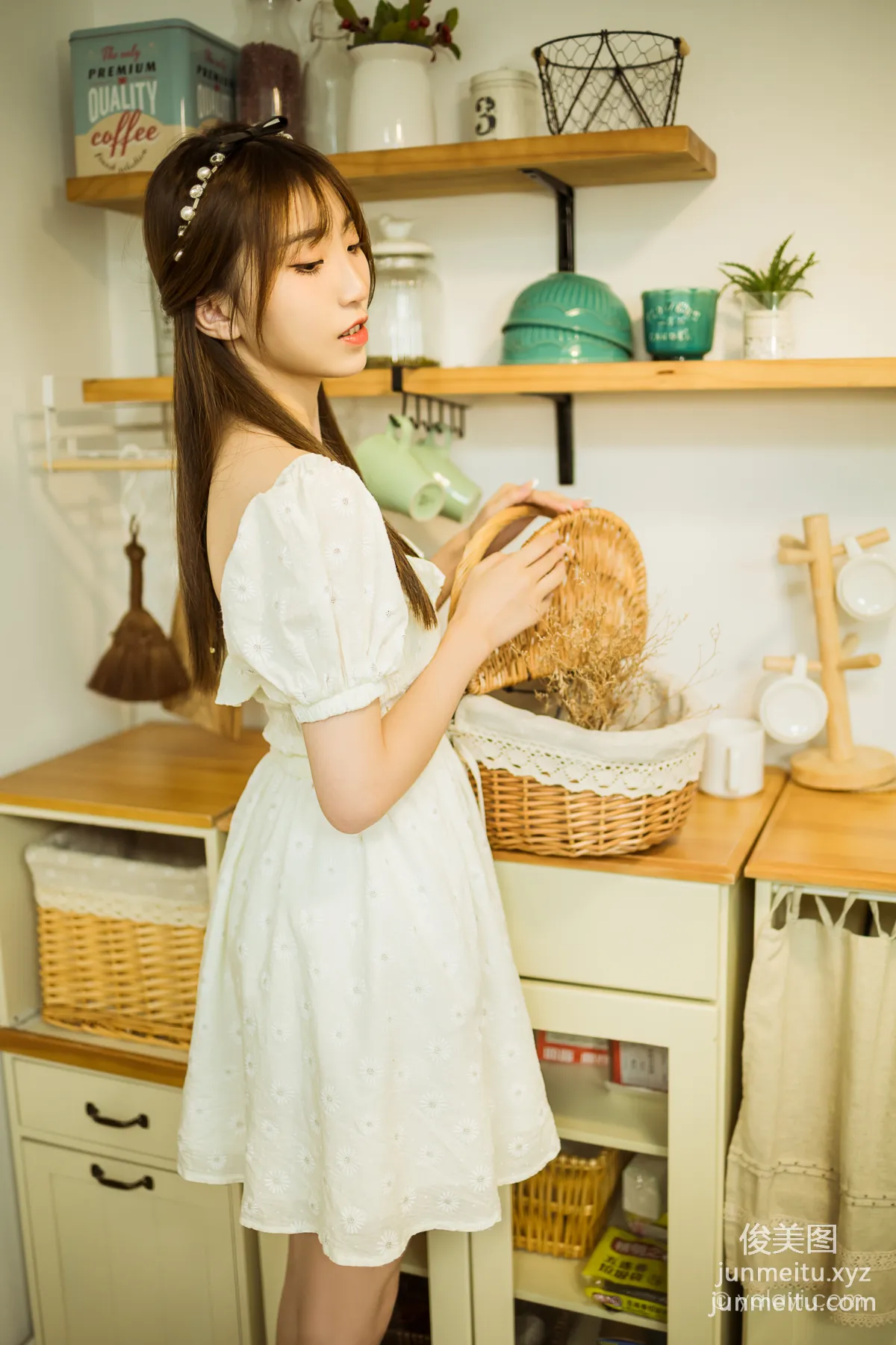 YALAYI No. 727 photo 22
